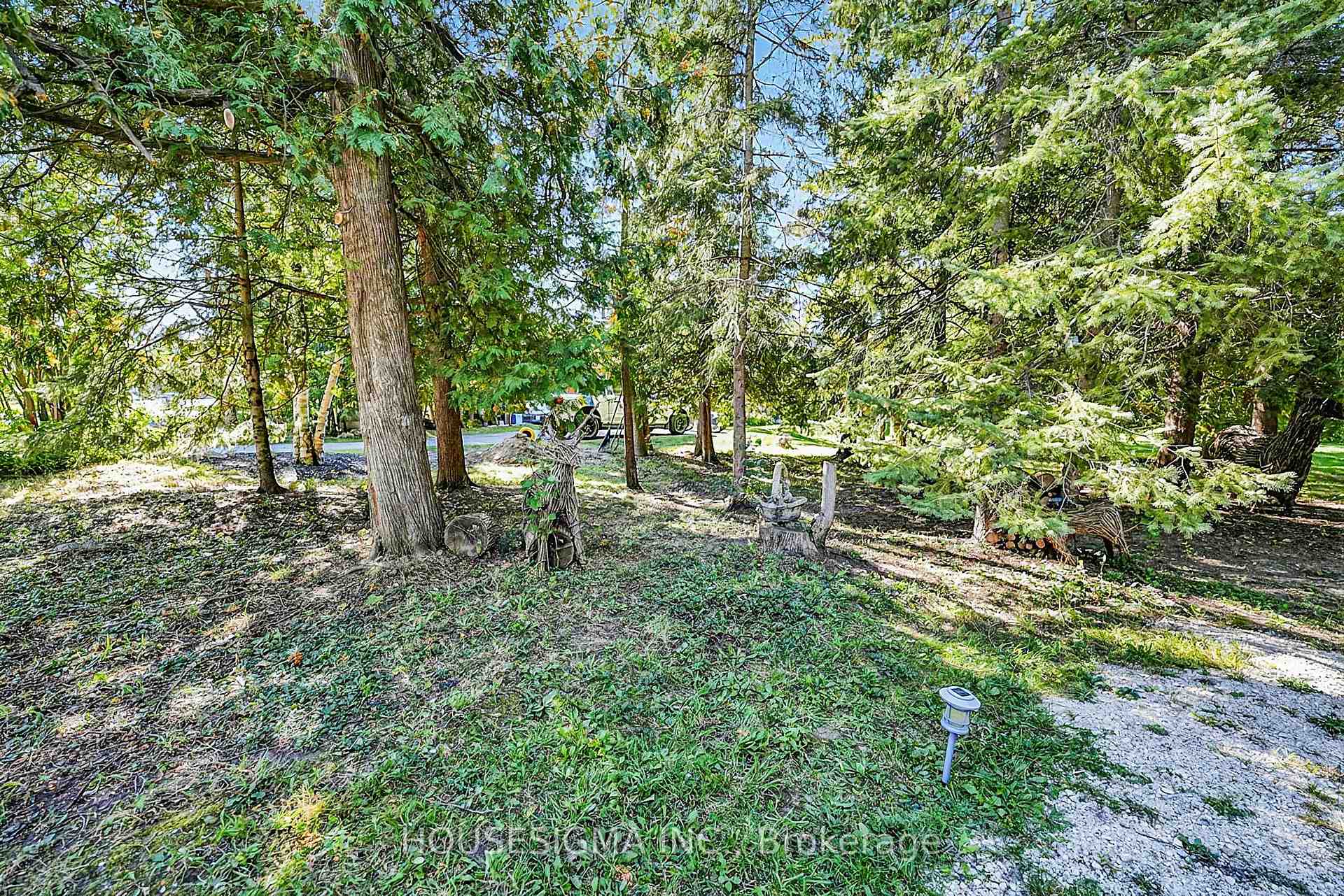 Photo 7 of 60 Robert Street S, Wasaga Beach — HOMEH