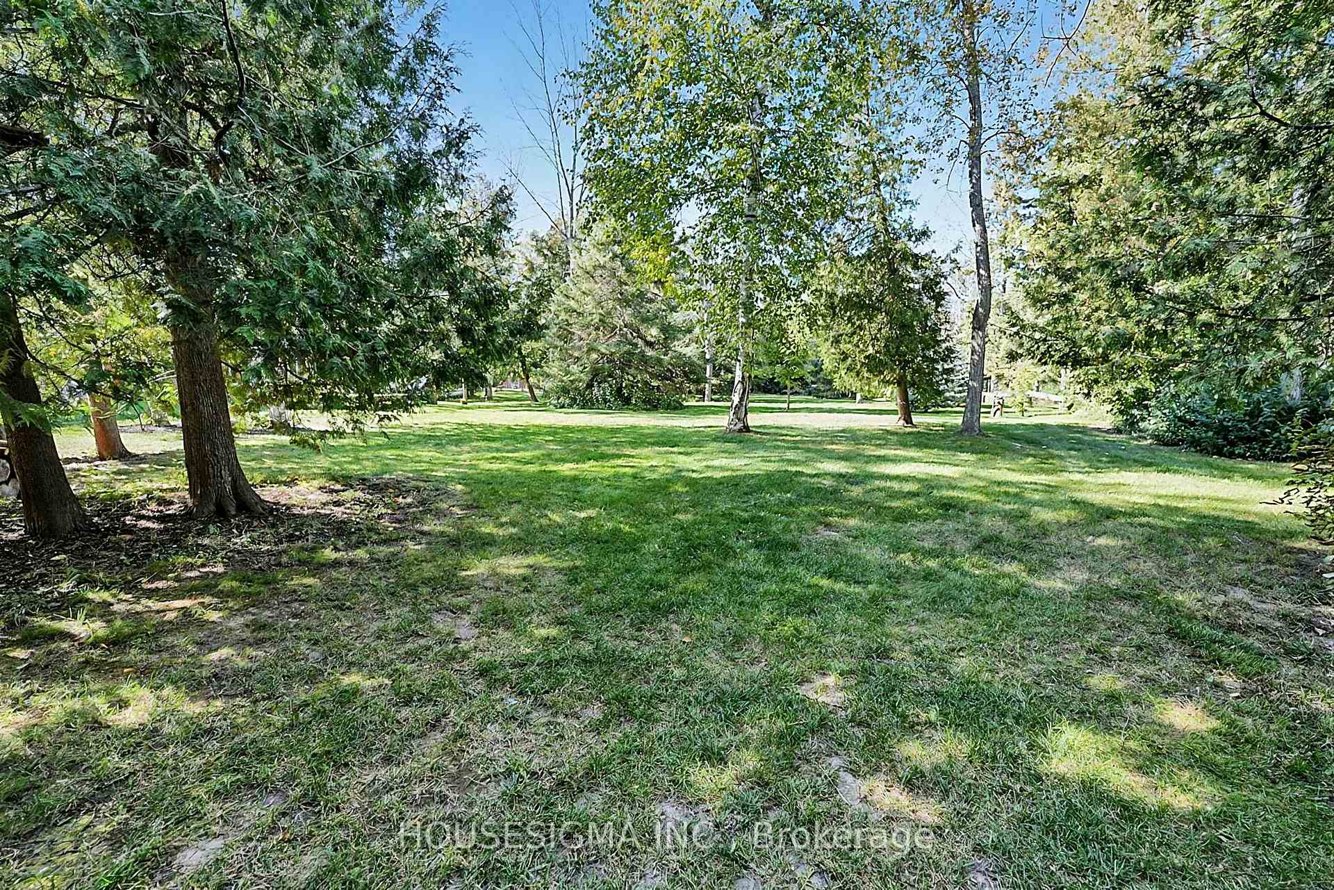 Photo 11 of 60 Robert Street S, Wasaga Beach — HOMEH