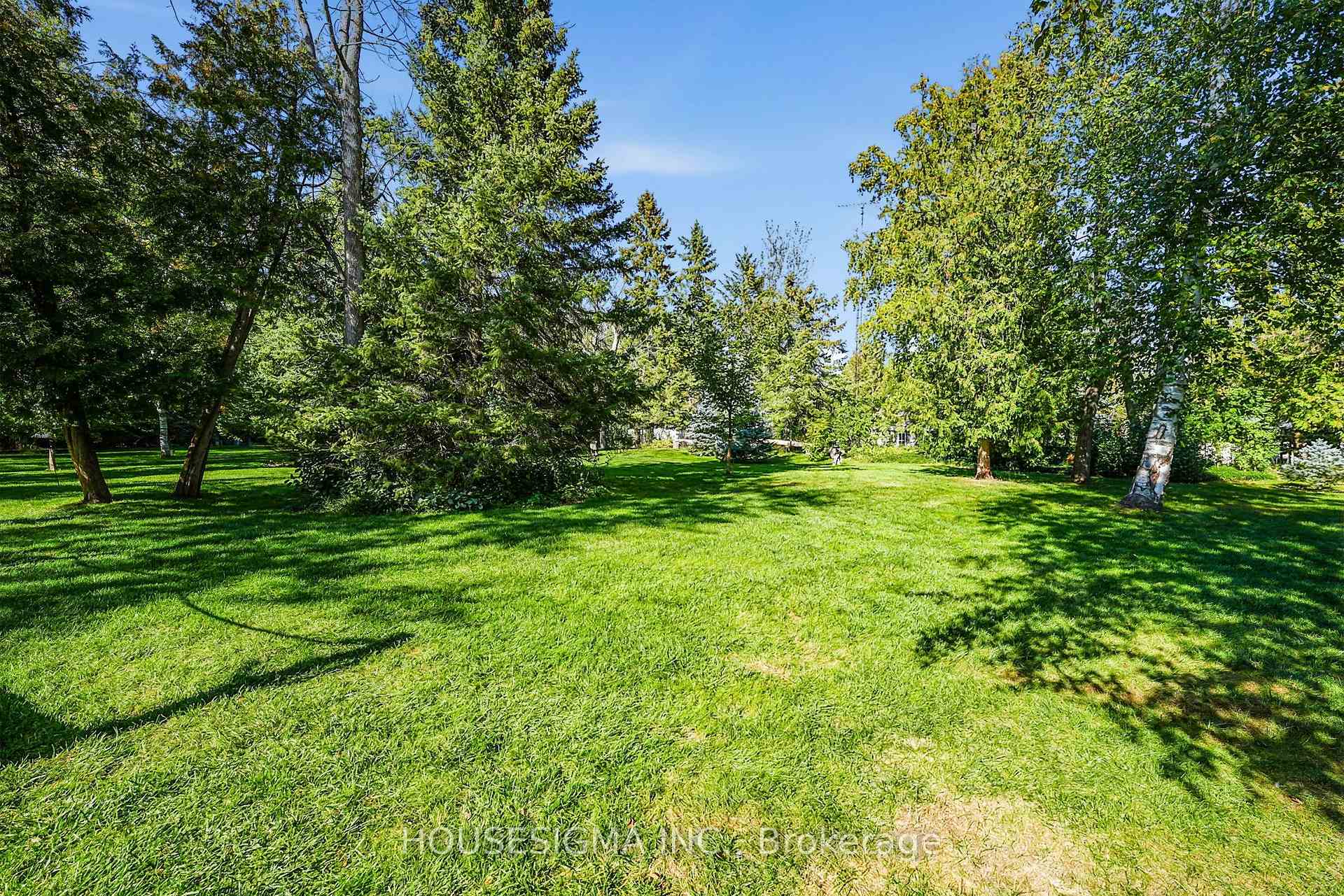 Photo 23 of 60 Robert Street S, Wasaga Beach — HOMEH