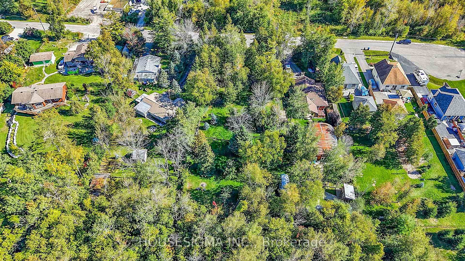 Photo 31 of 60 Robert Street S, Wasaga Beach — HOMEH