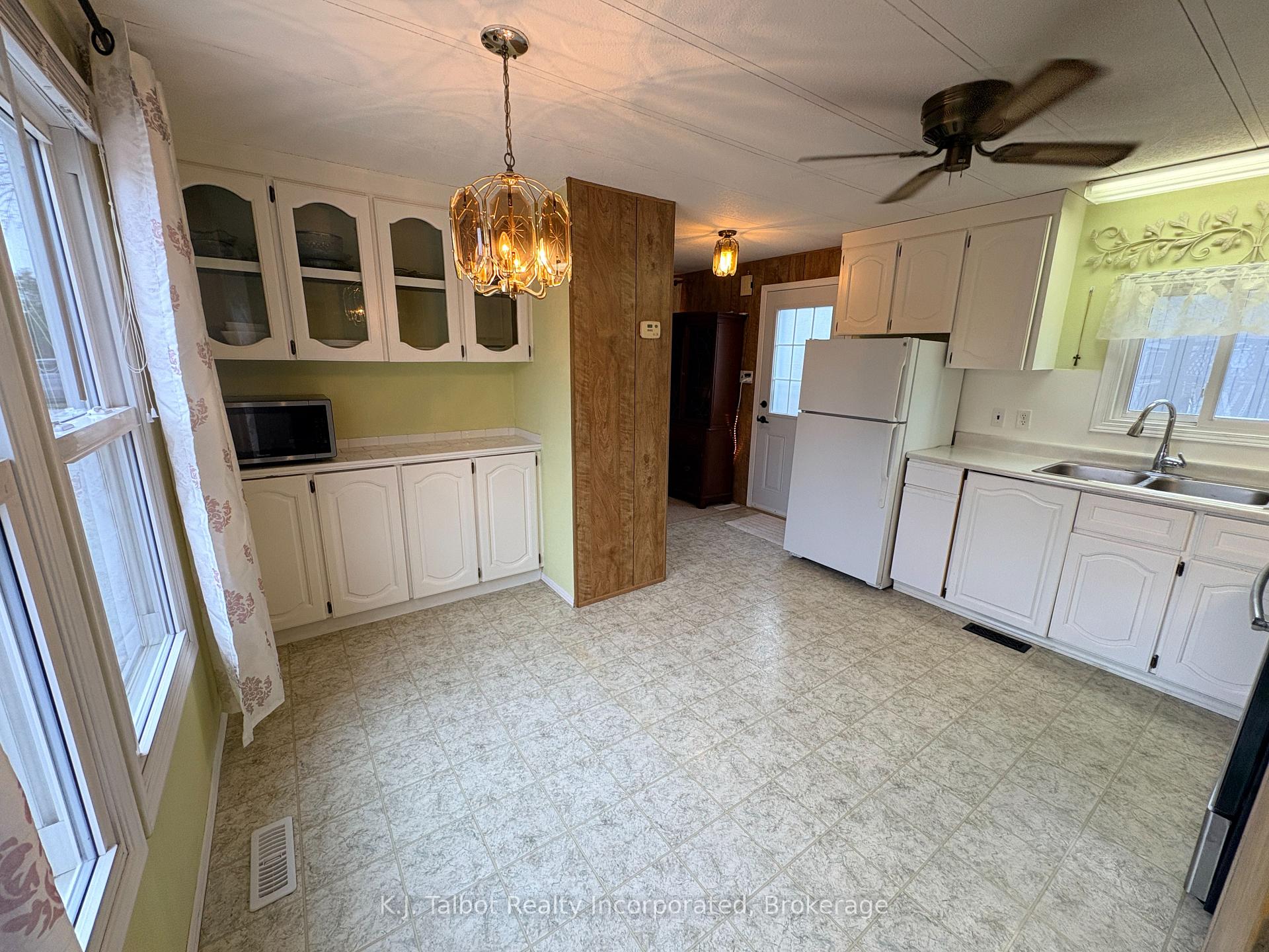 Photo 13 of 4 Poplar Lane, Ashfield-Colborne-Wawanosh, Colborne — HOMEH
