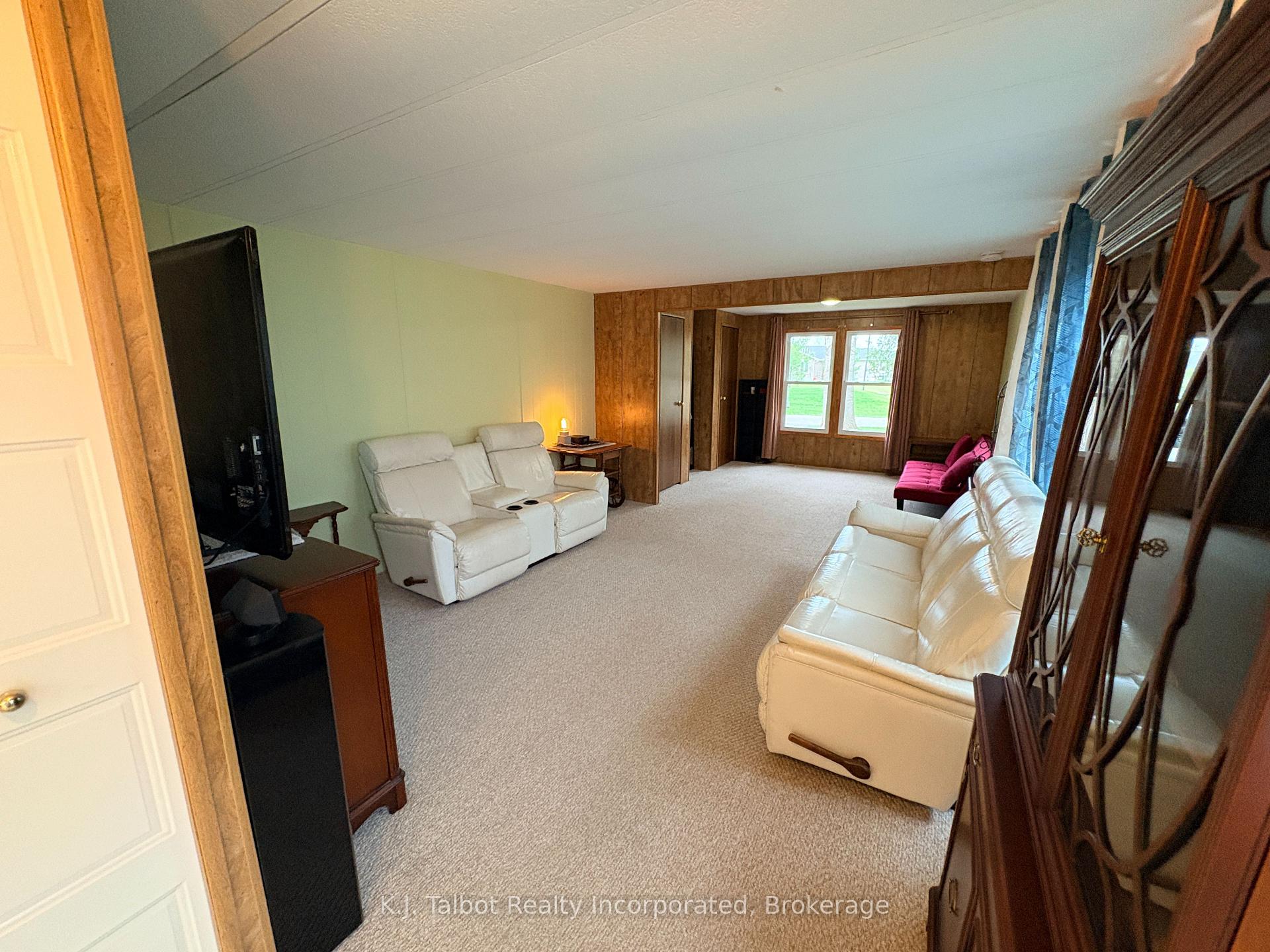 Photo 17 of 4 Poplar Lane, Ashfield-Colborne-Wawanosh, Colborne — HOMEH