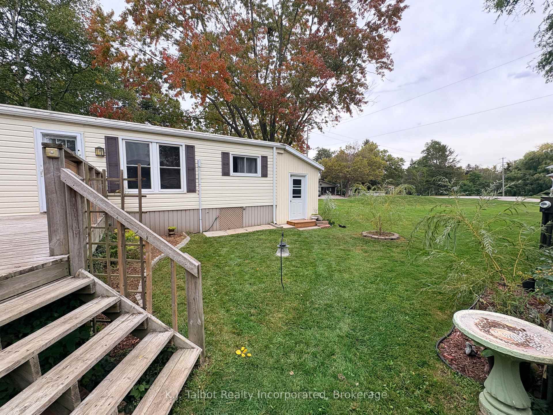 Photo 21 of 4 Poplar Lane, Ashfield-Colborne-Wawanosh, Colborne — HOMEH