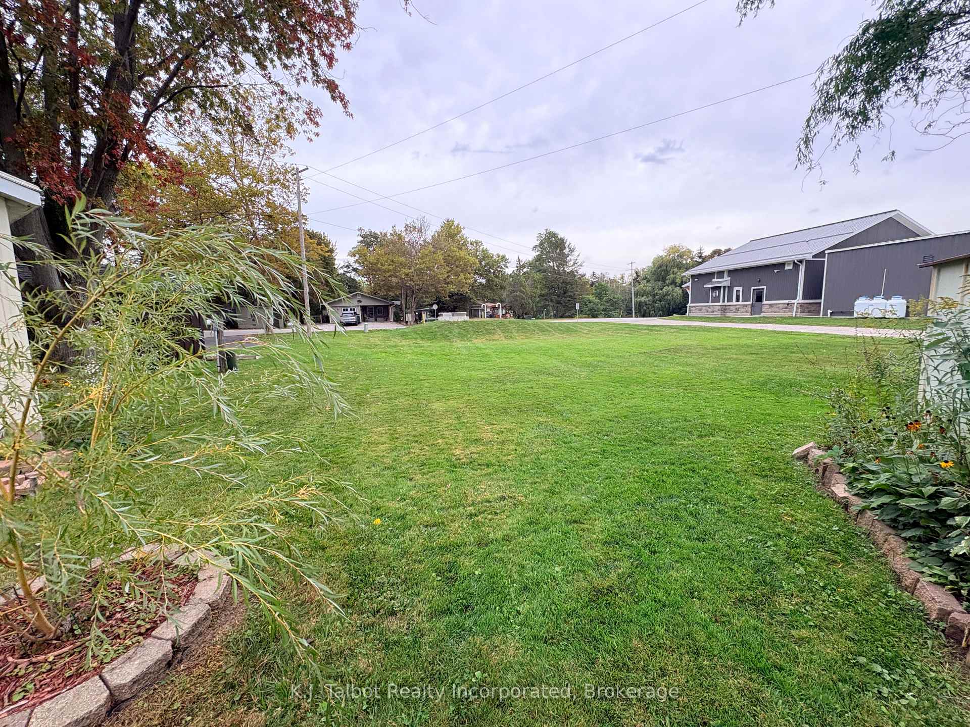Photo 23 of 4 Poplar Lane, Ashfield-Colborne-Wawanosh, Colborne — HOMEH