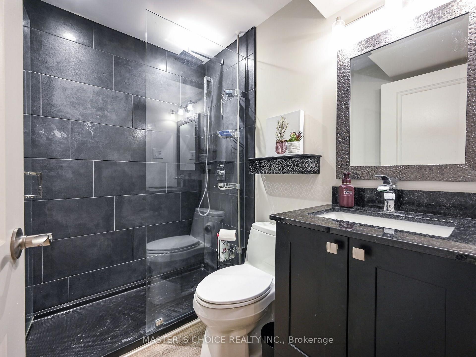 Photo 23 of 36 Sprucedale Court, Brampton, Heart Lake West — HOMEH