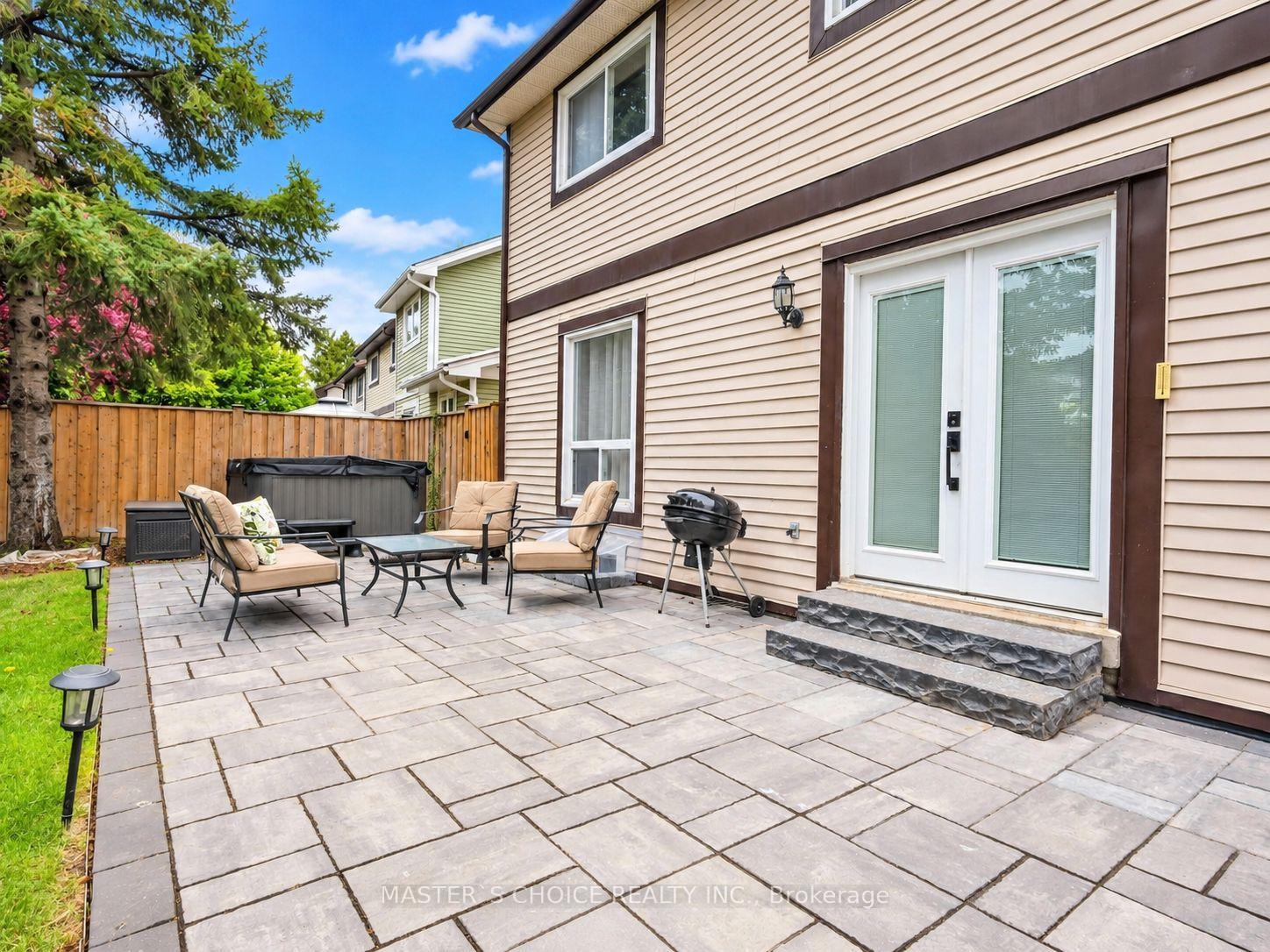 Photo 25 of 36 Sprucedale Court, Brampton, Heart Lake West — HOMEH