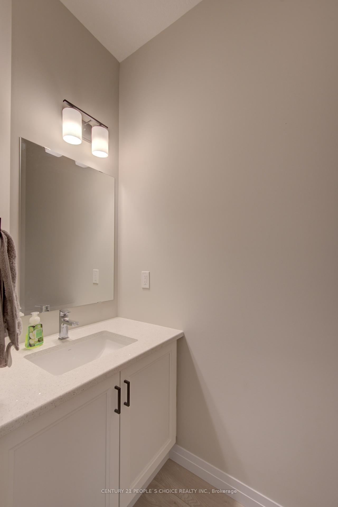 Photo 6 of 377 Bradshaw Drive, Stratford — HOMEH