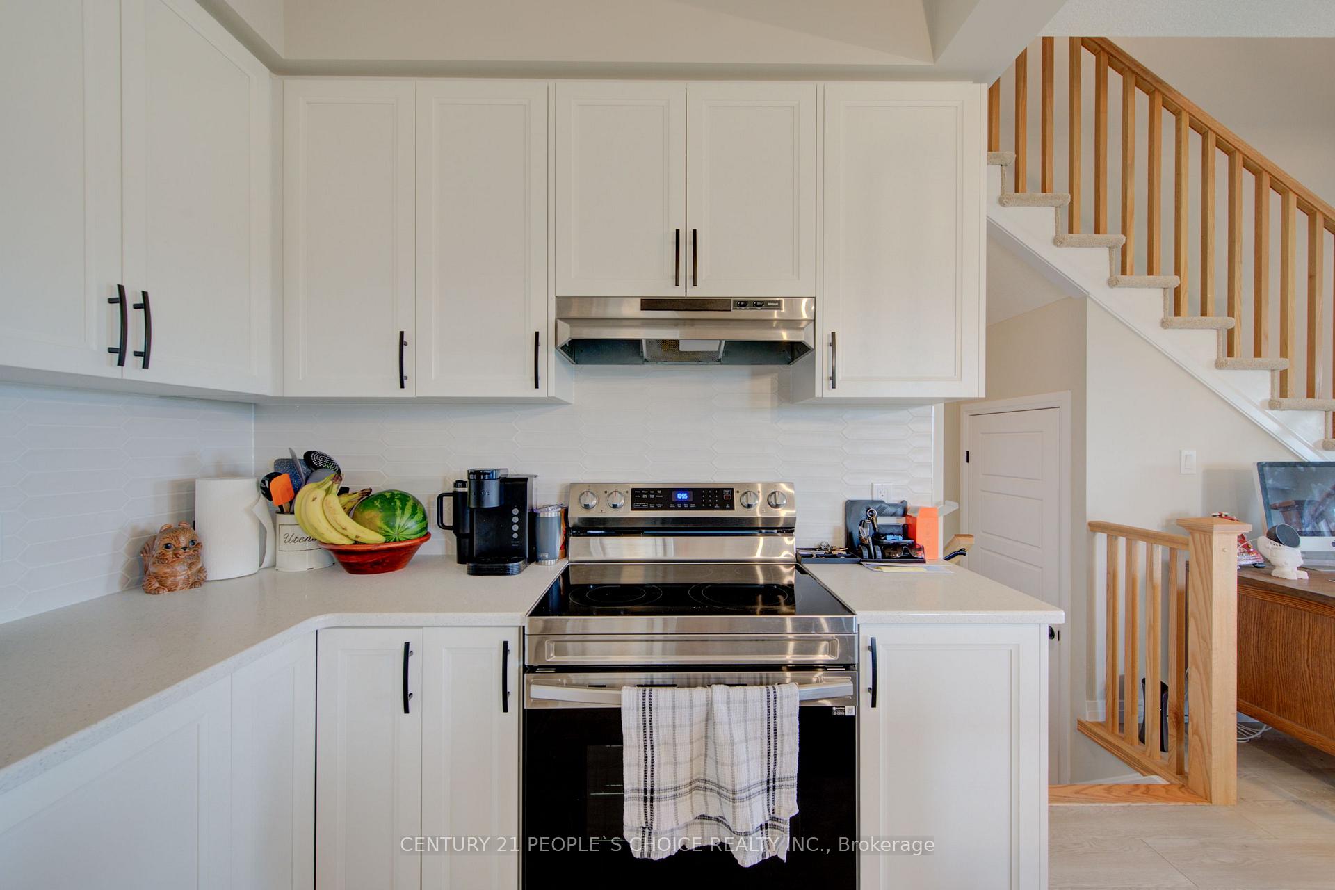 Photo 8 of 377 Bradshaw Drive, Stratford — HOMEH