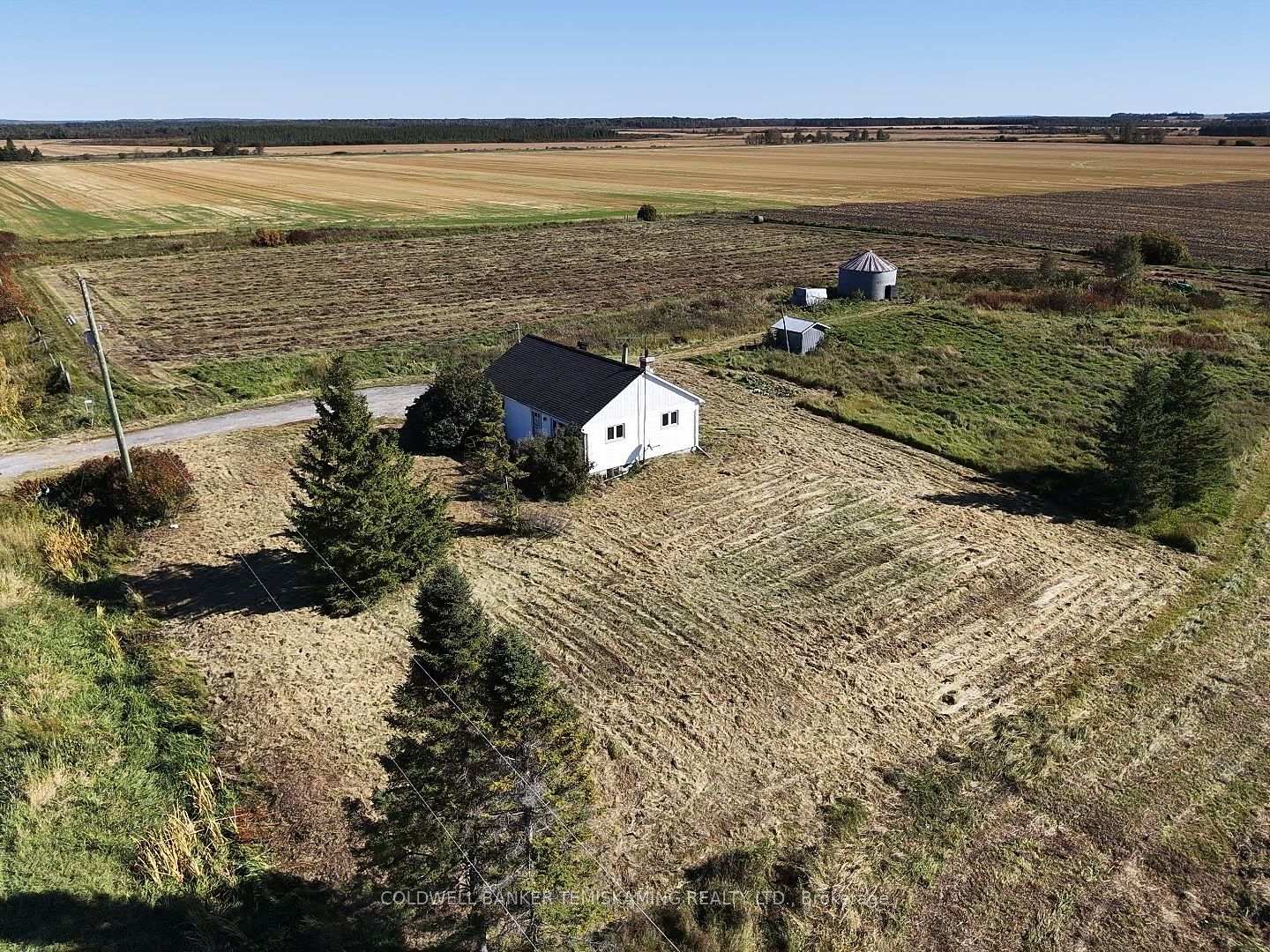Photo 9 of 225062 Denomme Road, Englehart, Central Timiskaming — HOMEH