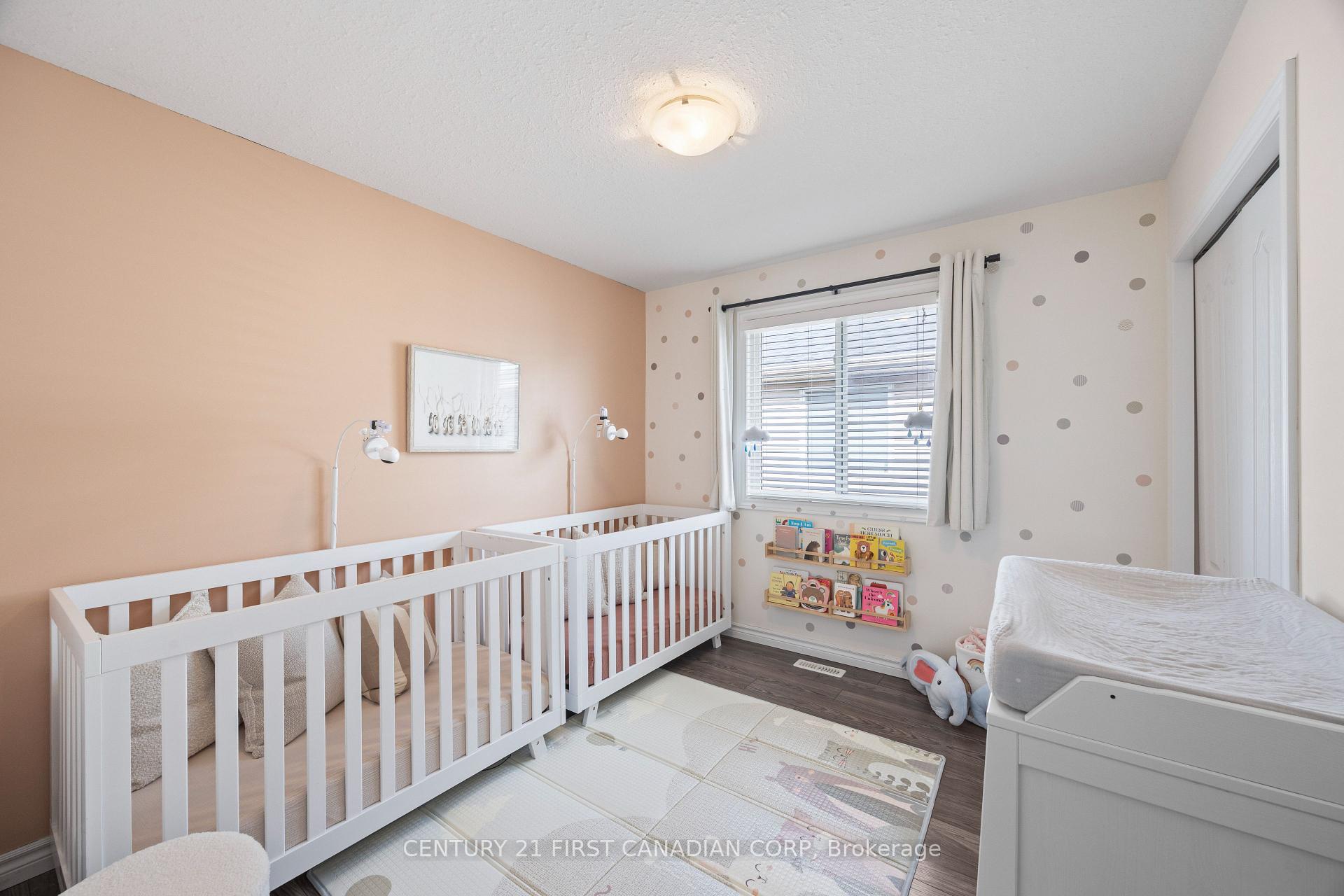 Photo 23 of 899 Bitterbush Crescent, London, North M — HOMEH