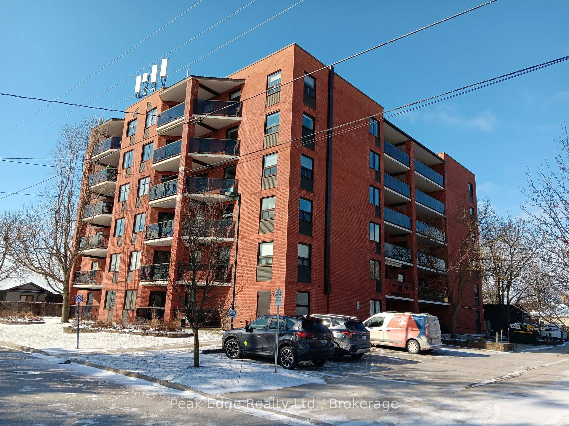Photo of Unit 303, 536 11th Avenue