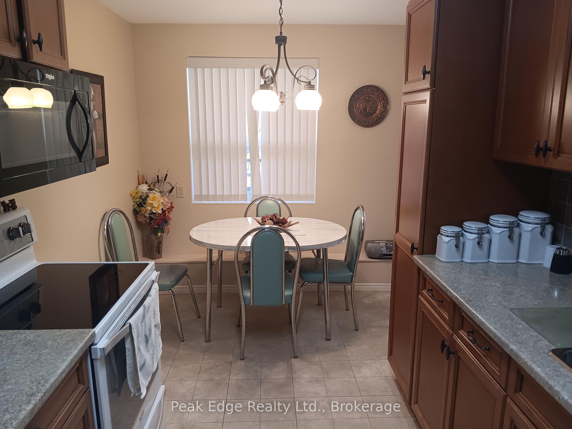 Photo 11 of Unit 303, 536 11th Avenue, Hanover — HOMEH