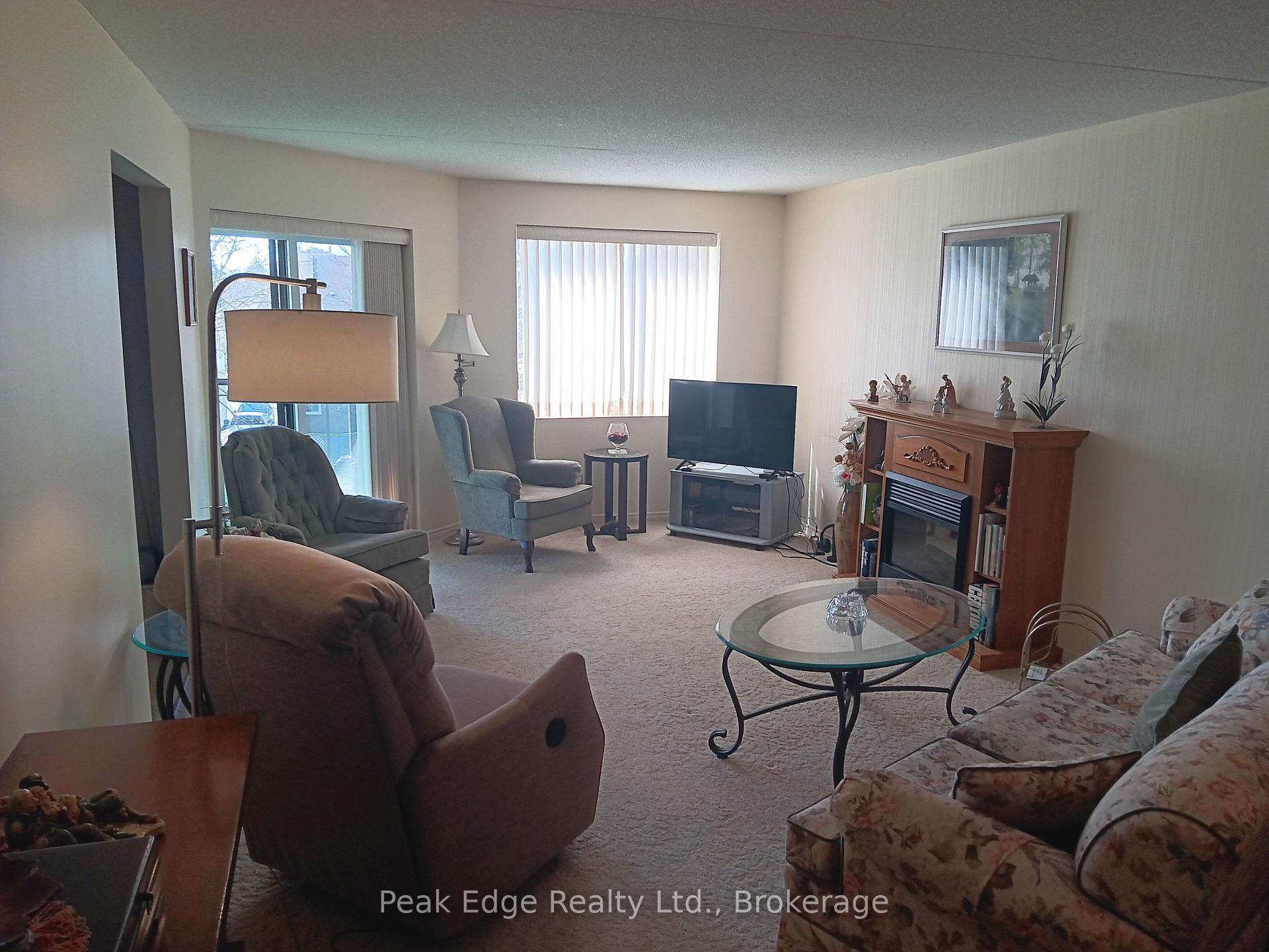 Photo 12 of Unit 303, 536 11th Avenue, Hanover — HOMEH