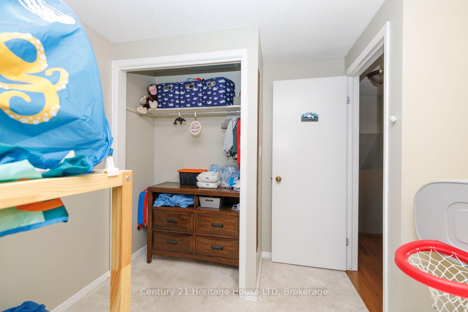 Photo 19 of 7 Mcnicholl Circle, St. Catharines, Fairview — HOMEH