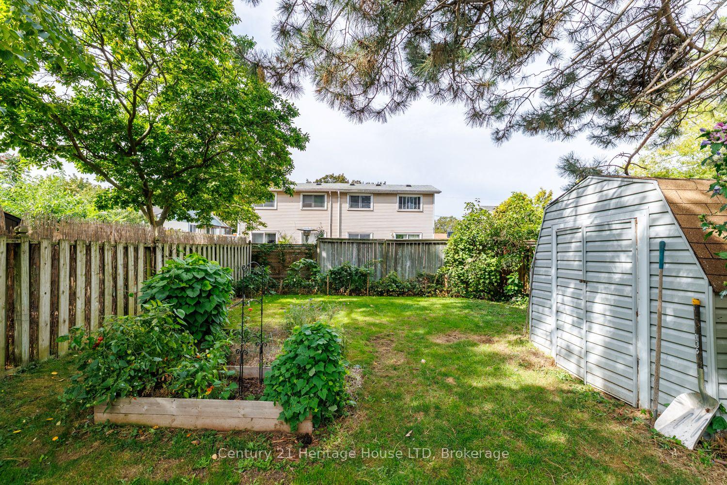 Photo 35 of 7 Mcnicholl Circle, St. Catharines, Fairview — HOMEH