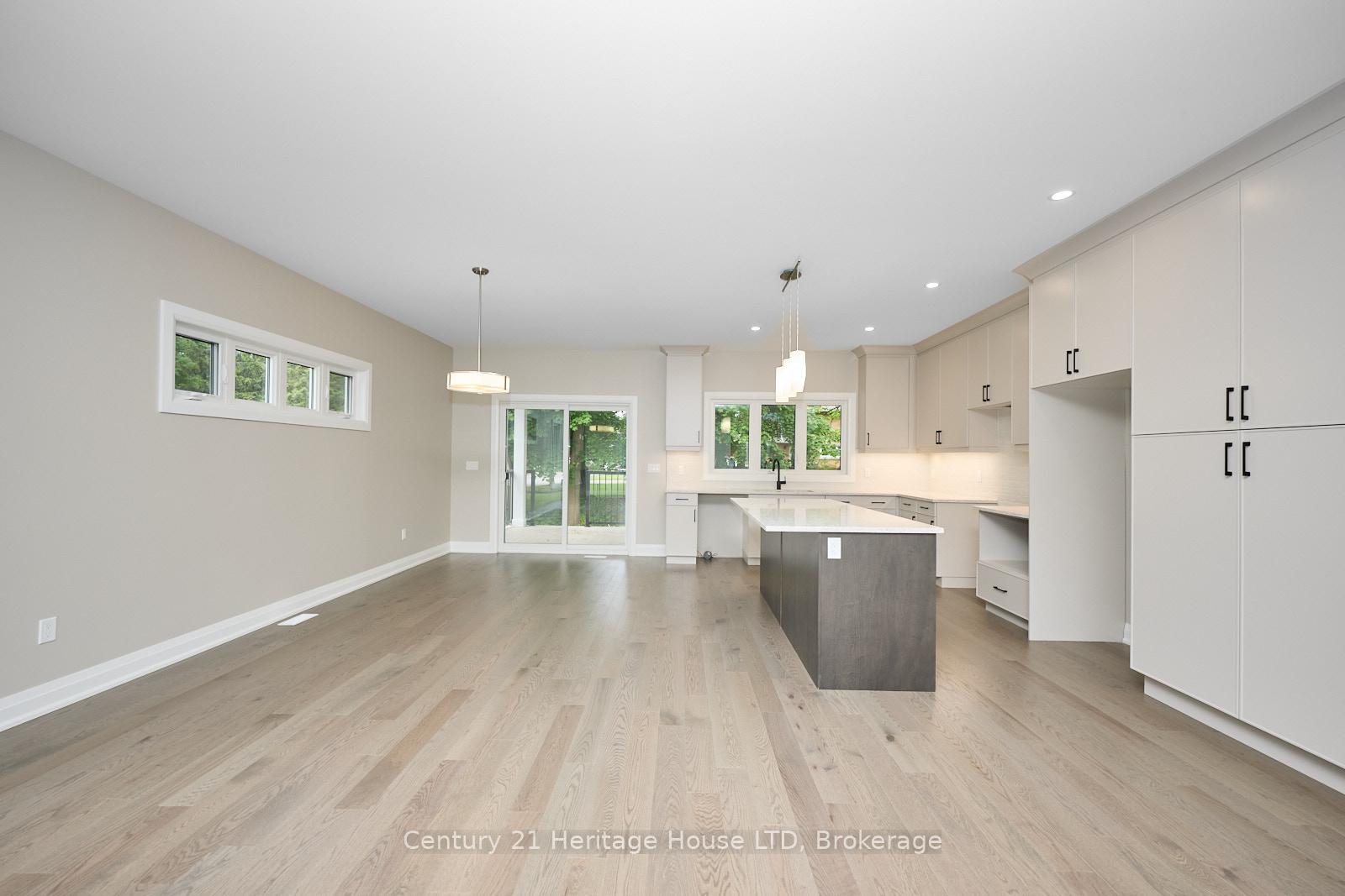 Photo 11 of 338 Sugarloaf Street, Port Colborne, Sugarloaf — HOMEH