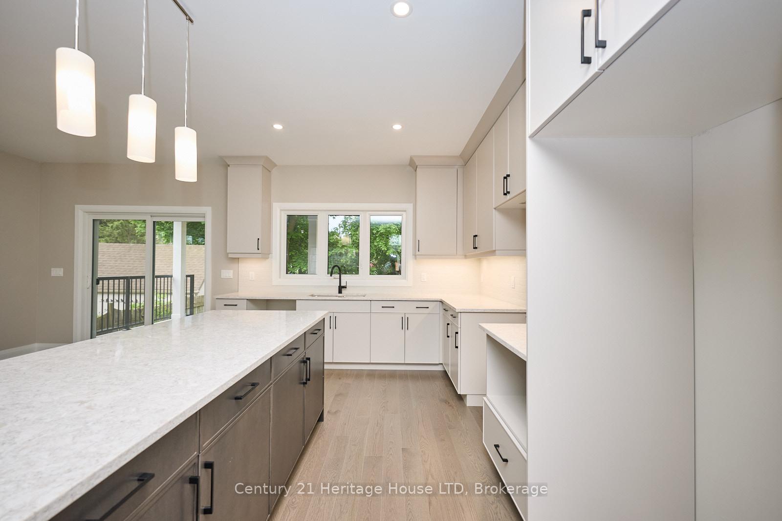 Photo 15 of 338 Sugarloaf Street, Port Colborne, Sugarloaf — HOMEH