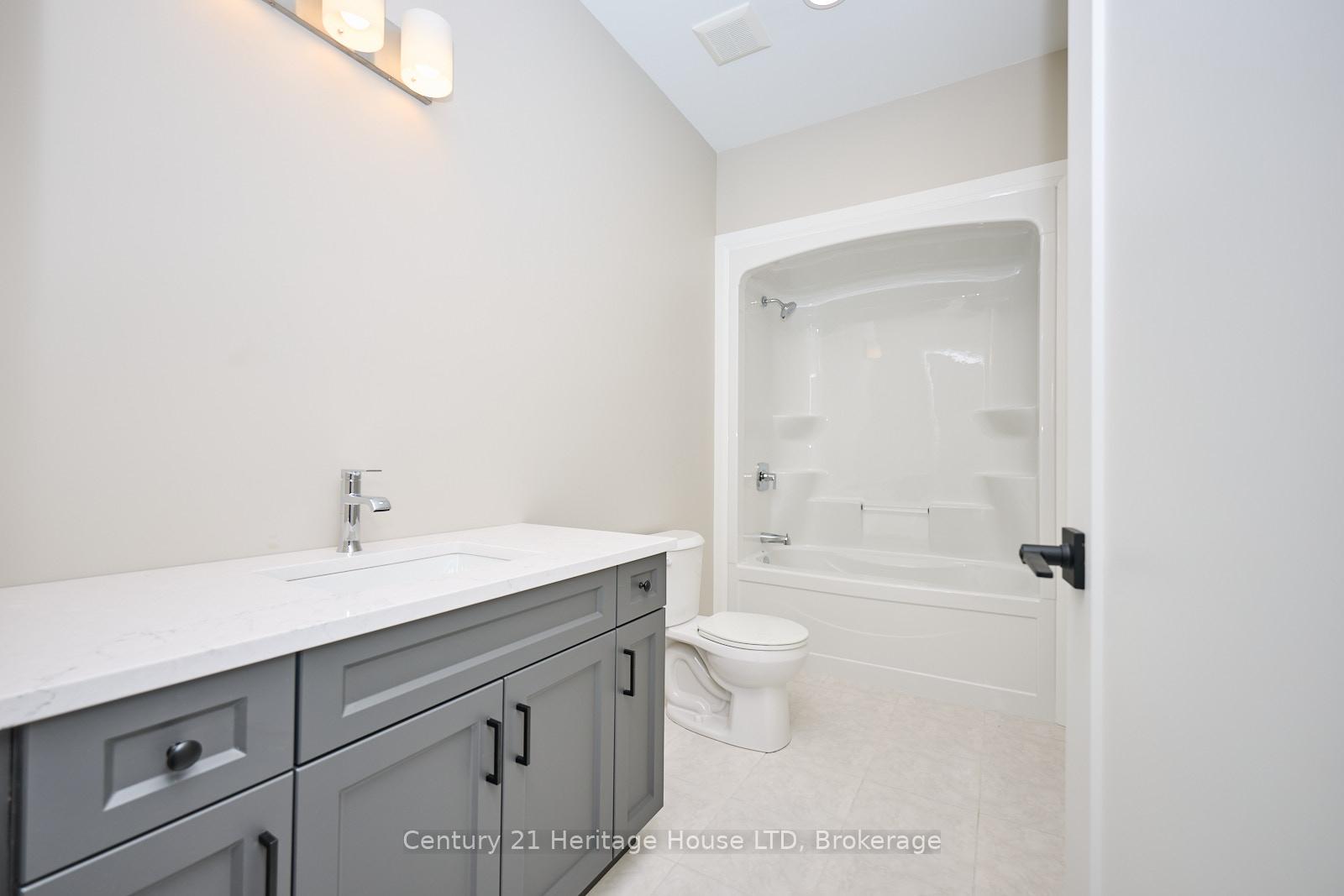 Photo 16 of 338 Sugarloaf Street, Port Colborne, Sugarloaf — HOMEH