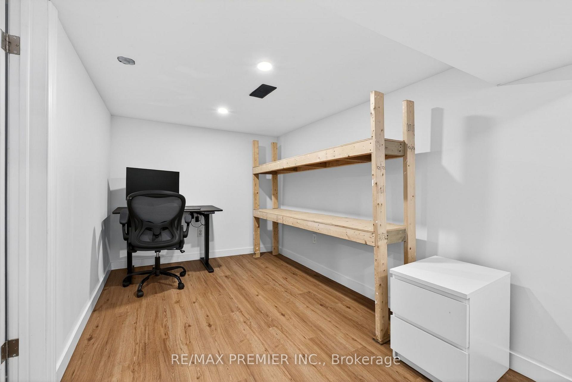 Photo 33 of 154 Fifth Street, Etobicoke, New Toronto — HOMEH