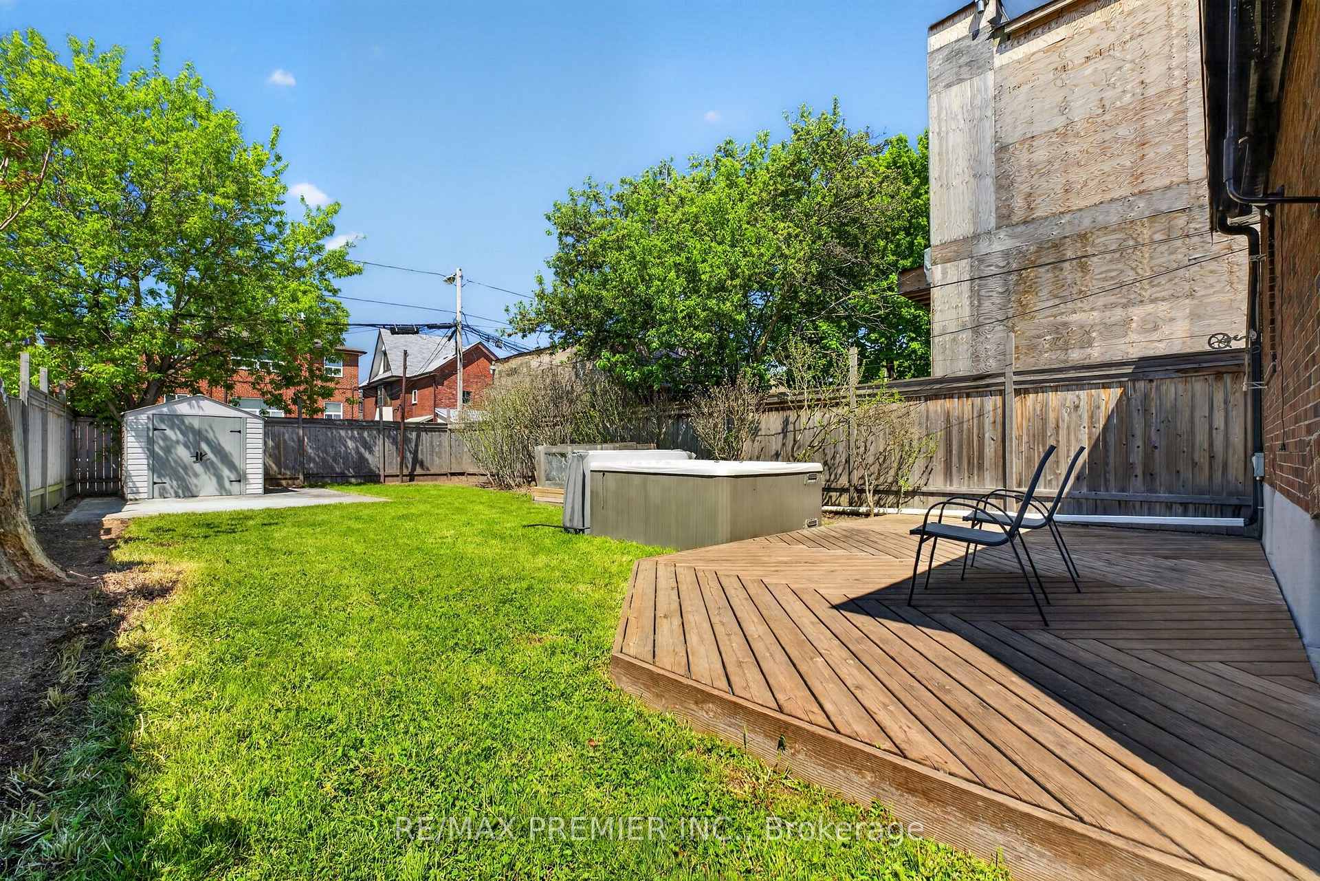 Photo 36 of 154 Fifth Street, Etobicoke, New Toronto — HOMEH