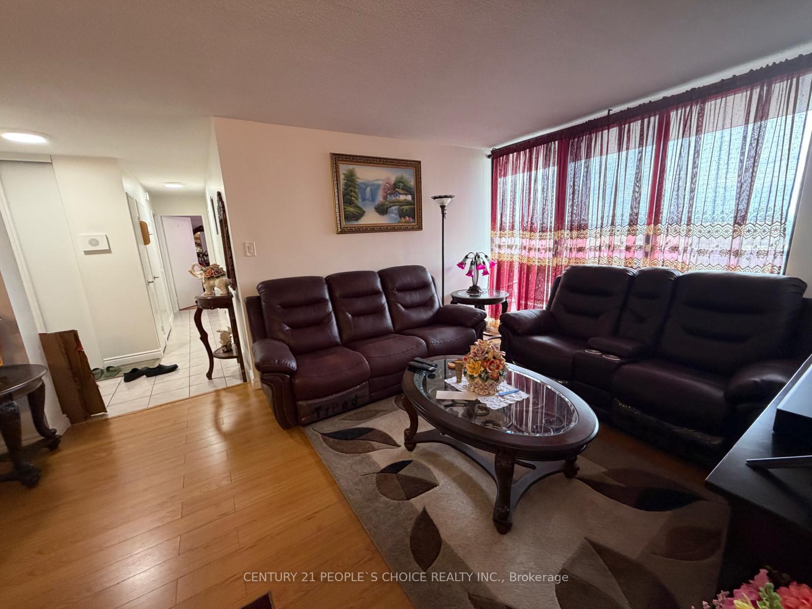 Photo 4 of Unit 1205, 17 Knightsbridge Road, Brampton, Queen Street Corridor — HOMEH