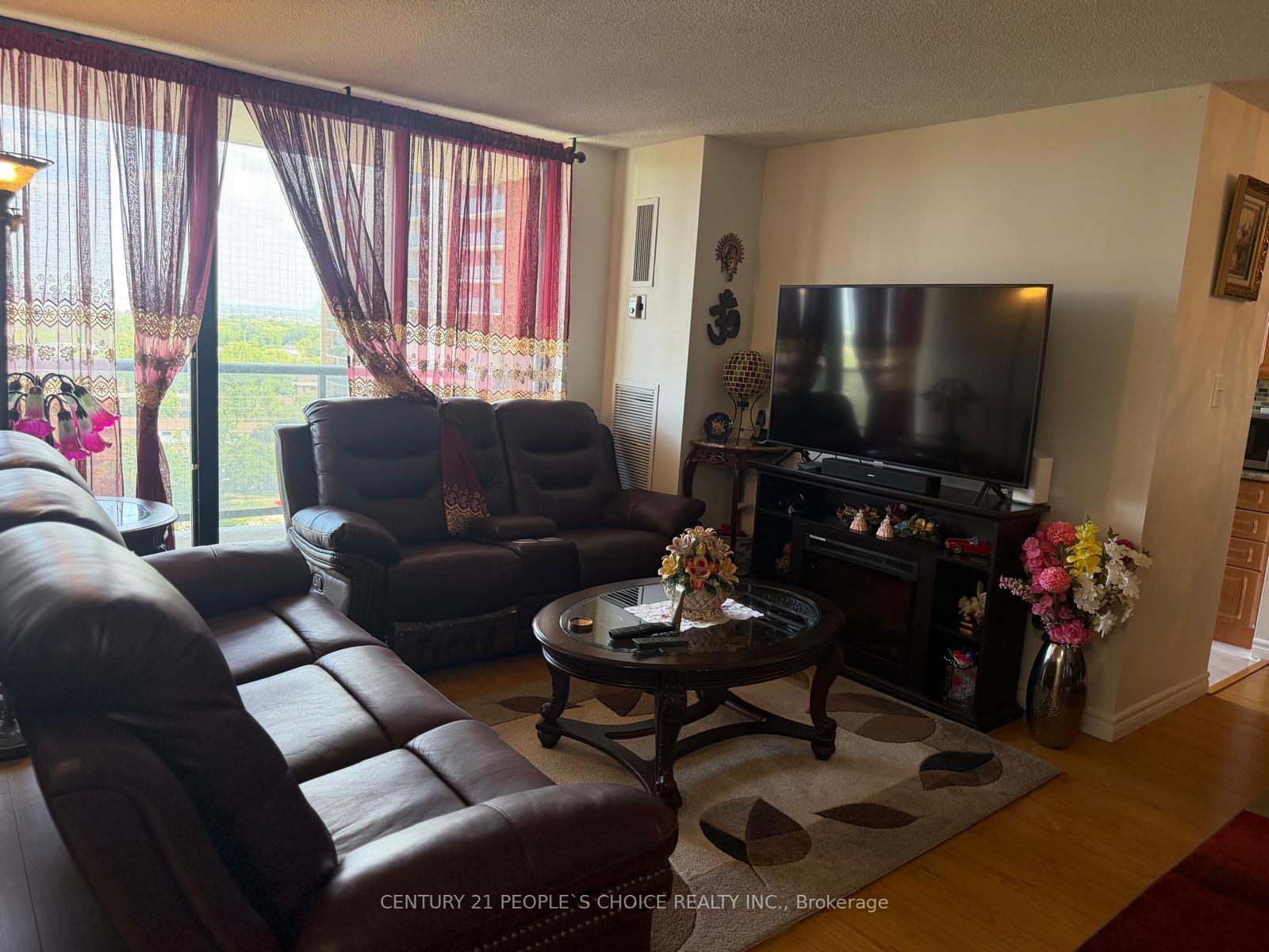 Photo 5 of Unit 1205, 17 Knightsbridge Road, Brampton, Queen Street Corridor — HOMEH