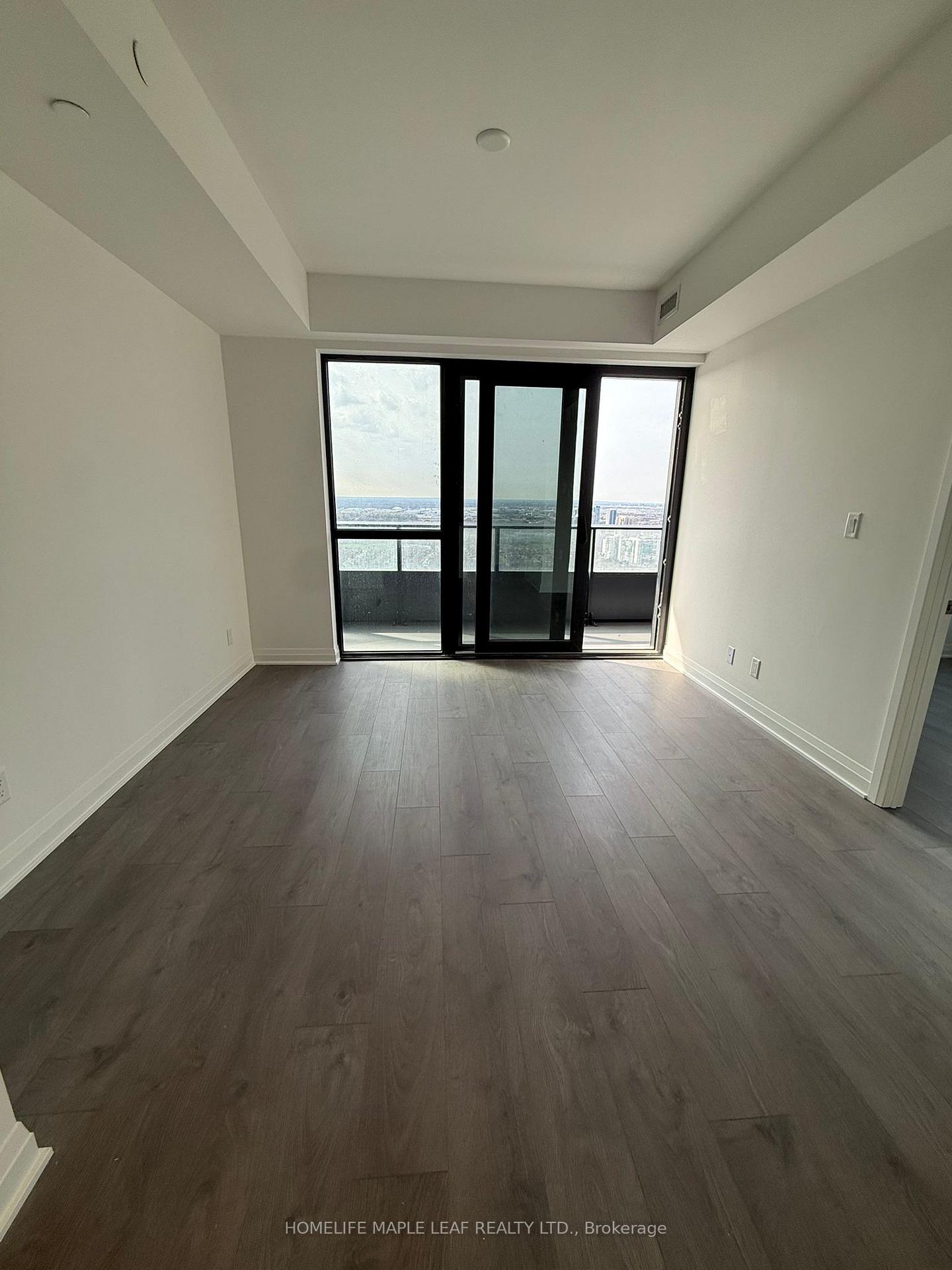 Photo 4 of Unit 5210, 4015 The Exchange, Mississauga, City Centre — HOMEH