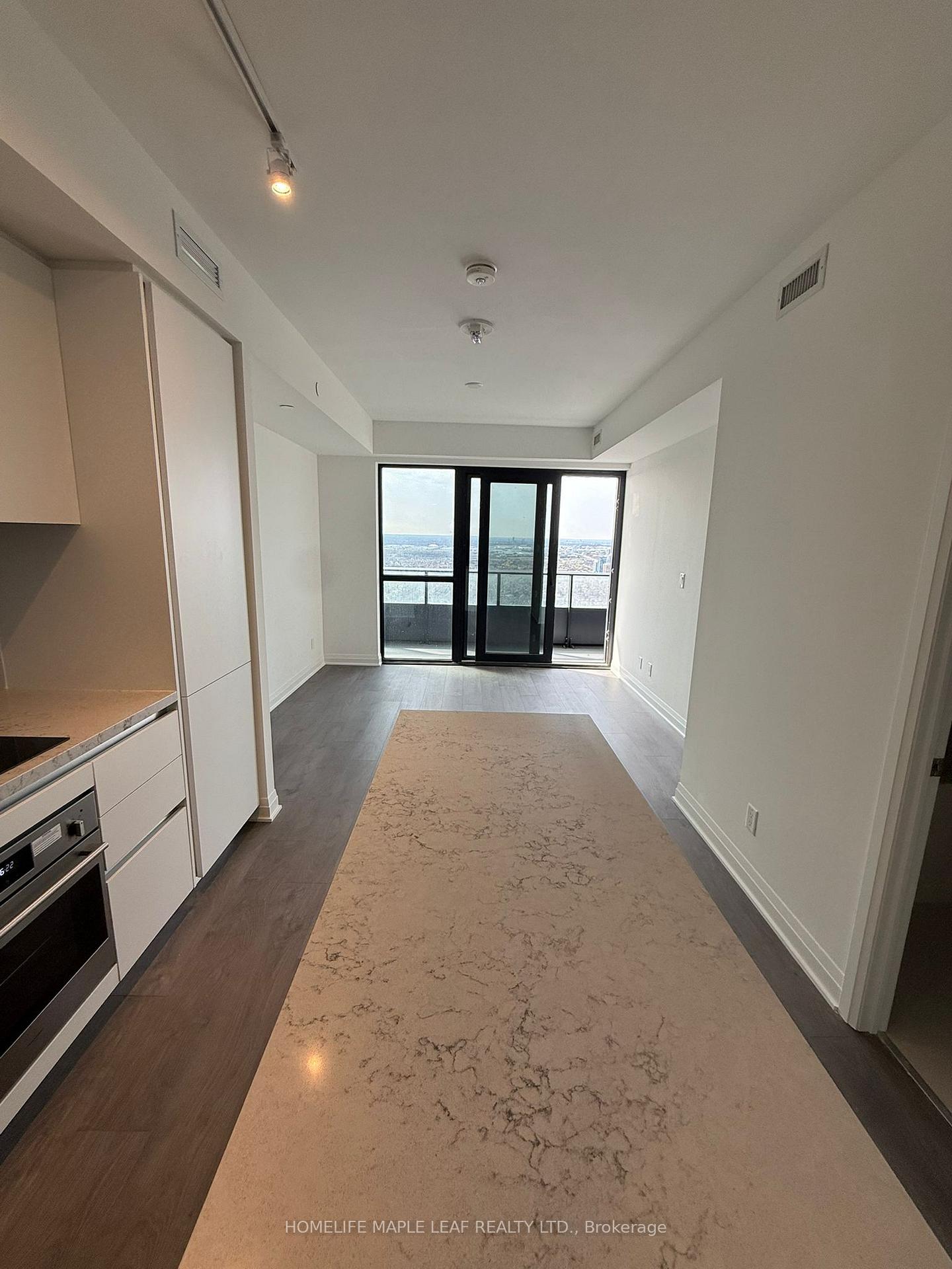 Photo 7 of Unit 5210, 4015 The Exchange, Mississauga, City Centre — HOMEH