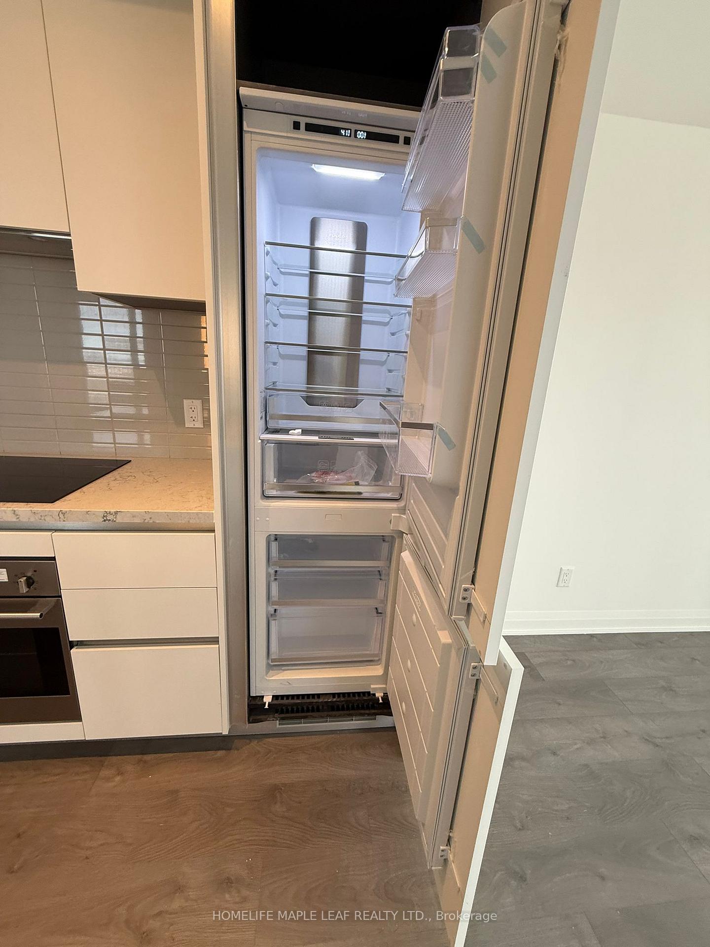 Photo 11 of Unit 5210, 4015 The Exchange, Mississauga, City Centre — HOMEH
