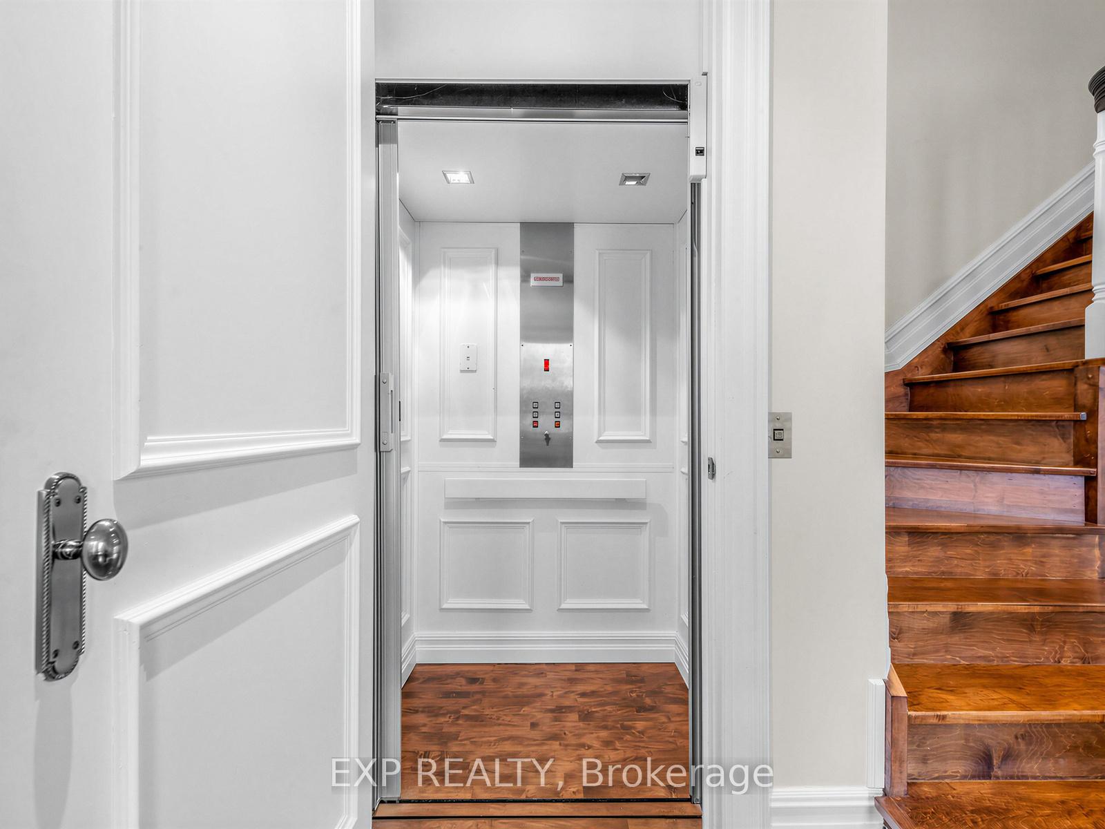 Photo 9 of 241 Poplar Plains Road, Toronto, Casa Loma — HOMEH