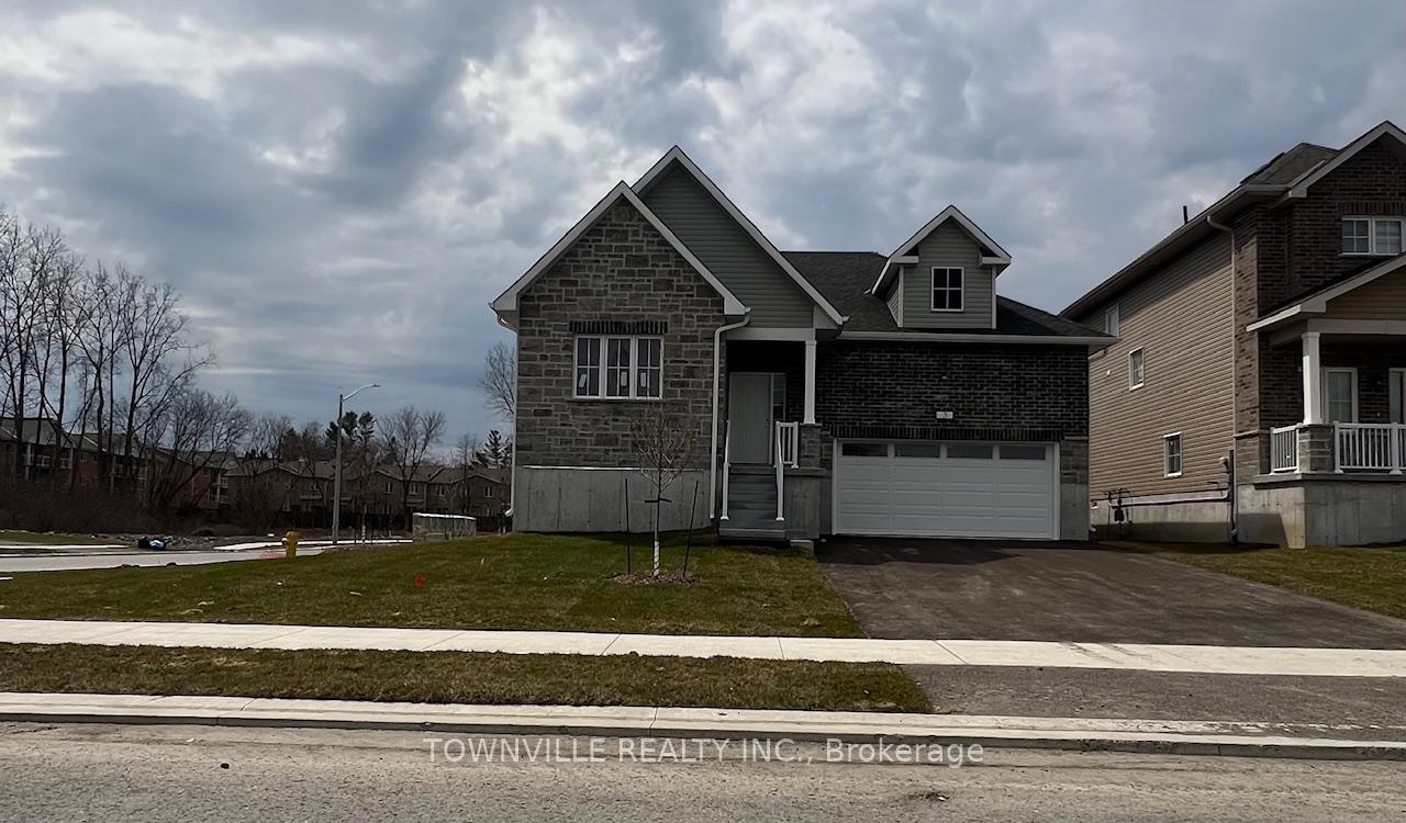 Photo 2 of 3 Bradden Crescent, Belleville, Belleville Ward — HOMEH