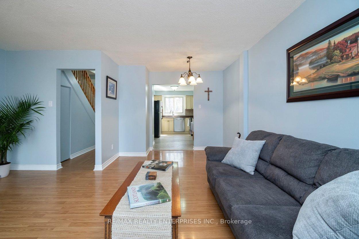 Photo 13 of Unit 7, 121 Morgan Avenue, Kitchener, Chicopee/Freeport — HOMEH