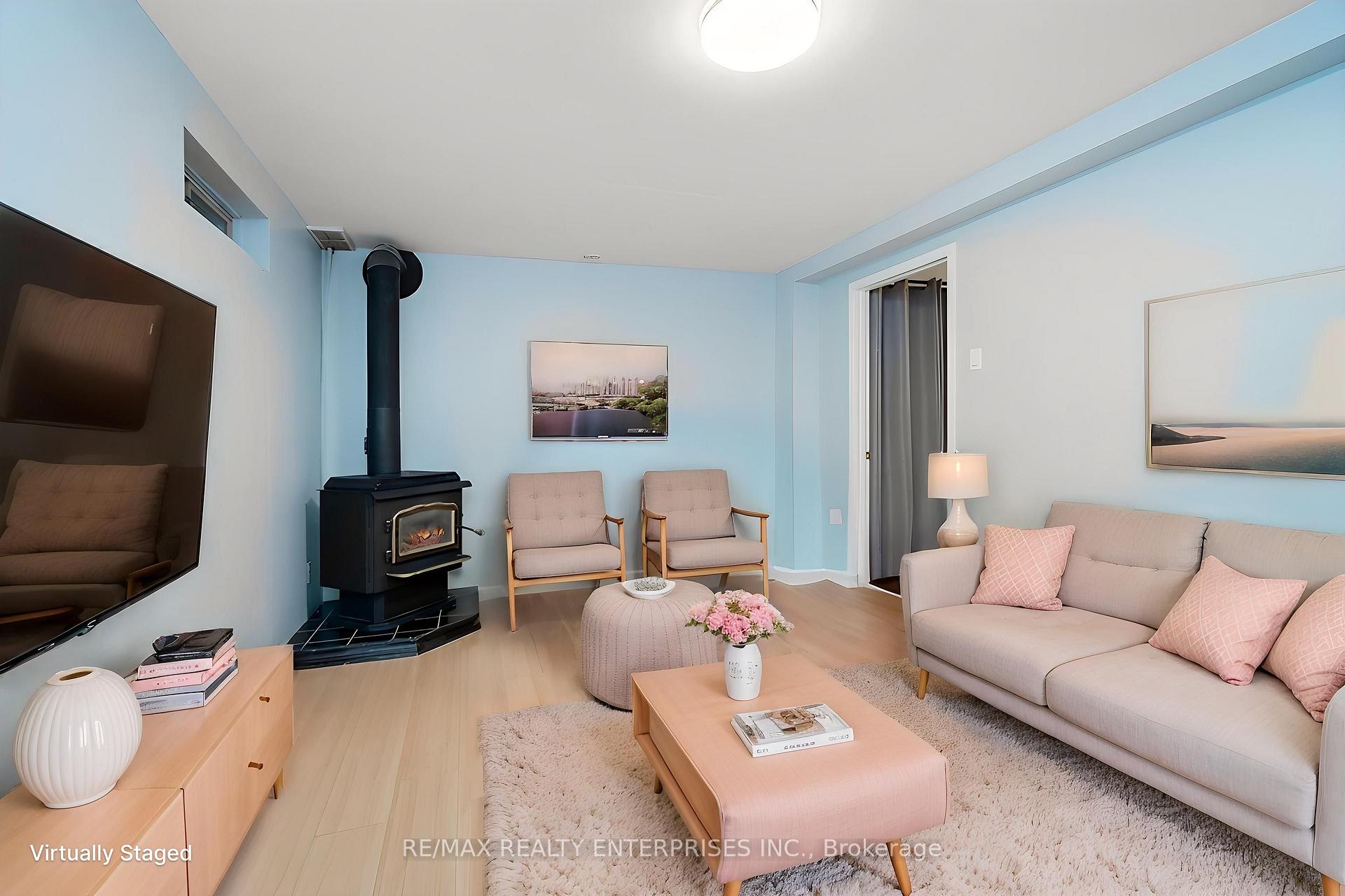 Photo 24 of Unit 7, 121 Morgan Avenue, Kitchener, Chicopee/Freeport — HOMEH