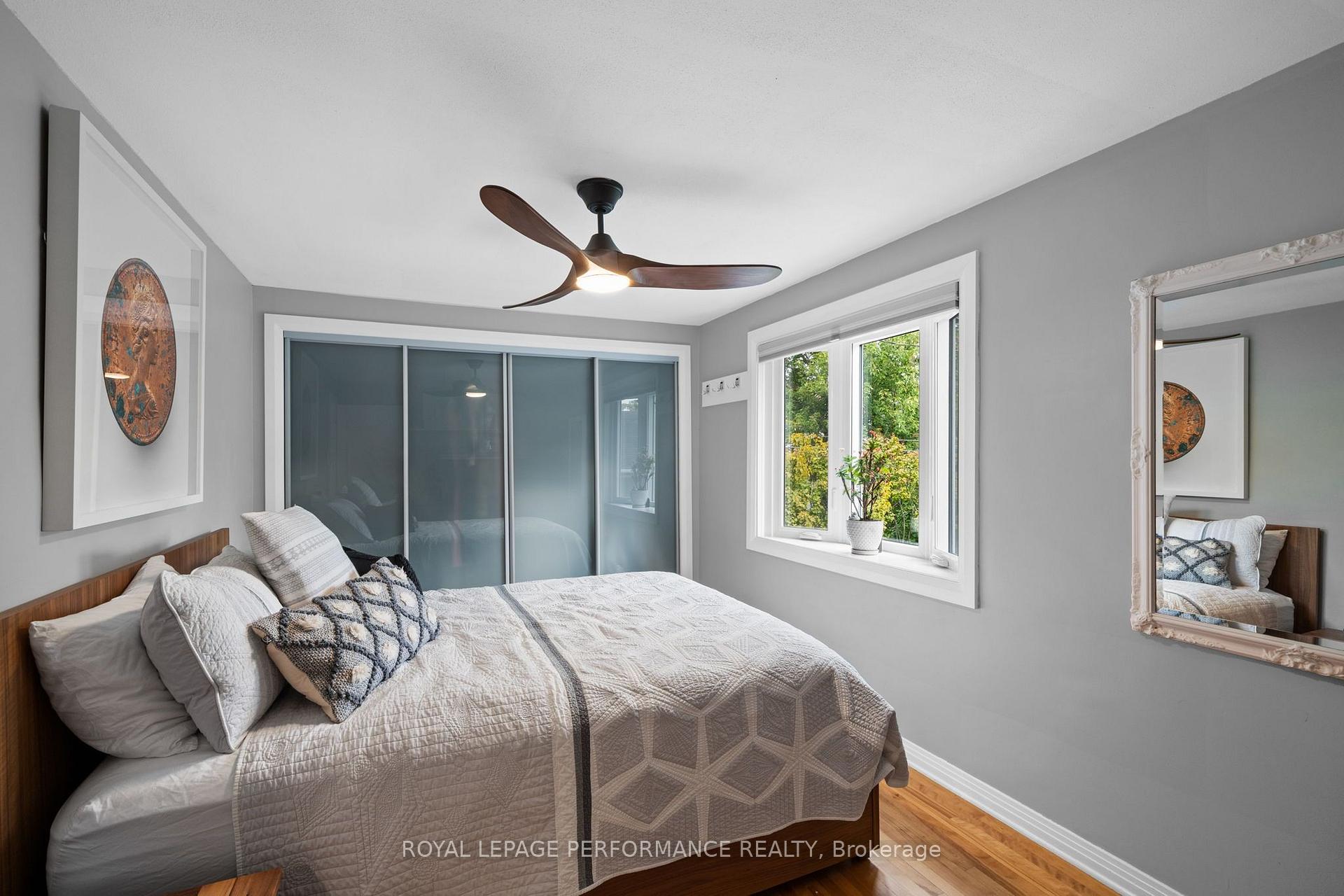 Photo 19 of 2189 Blossom Drive, Ottawa, Applewood Acres — HOMEH