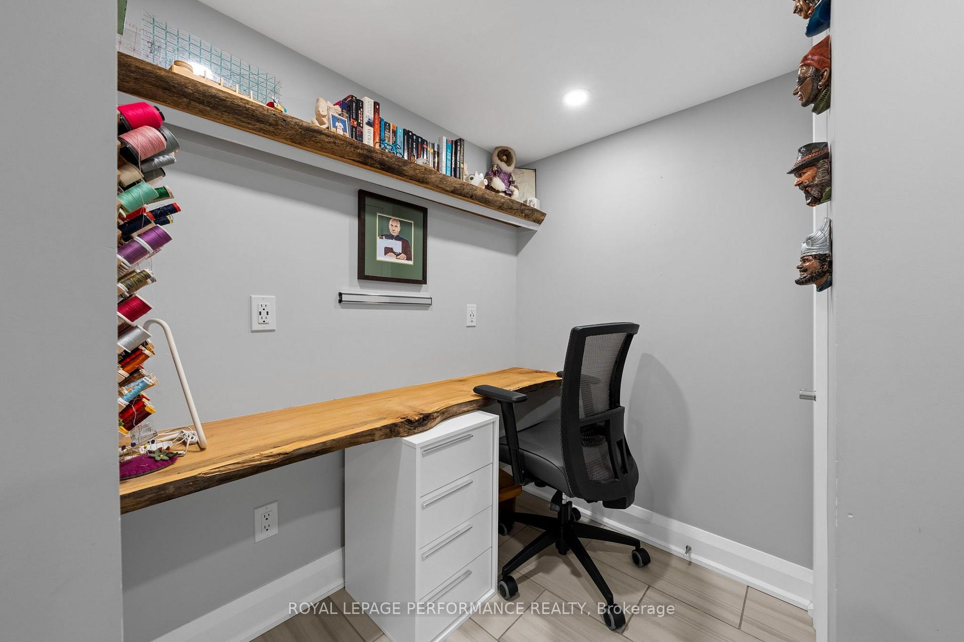 Photo 35 of 2189 Blossom Drive, Ottawa, Applewood Acres — HOMEH