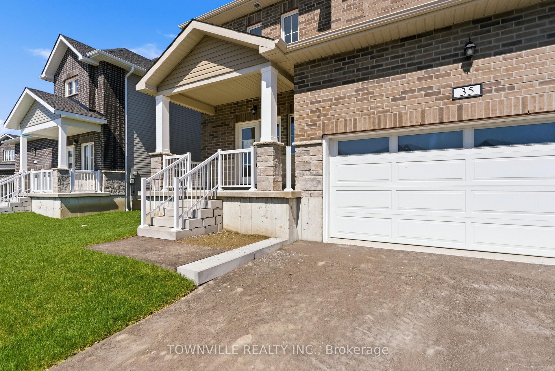 Photo 4 of 35 Bradden Crescent, Belleville, Belleville Ward — HOMEH