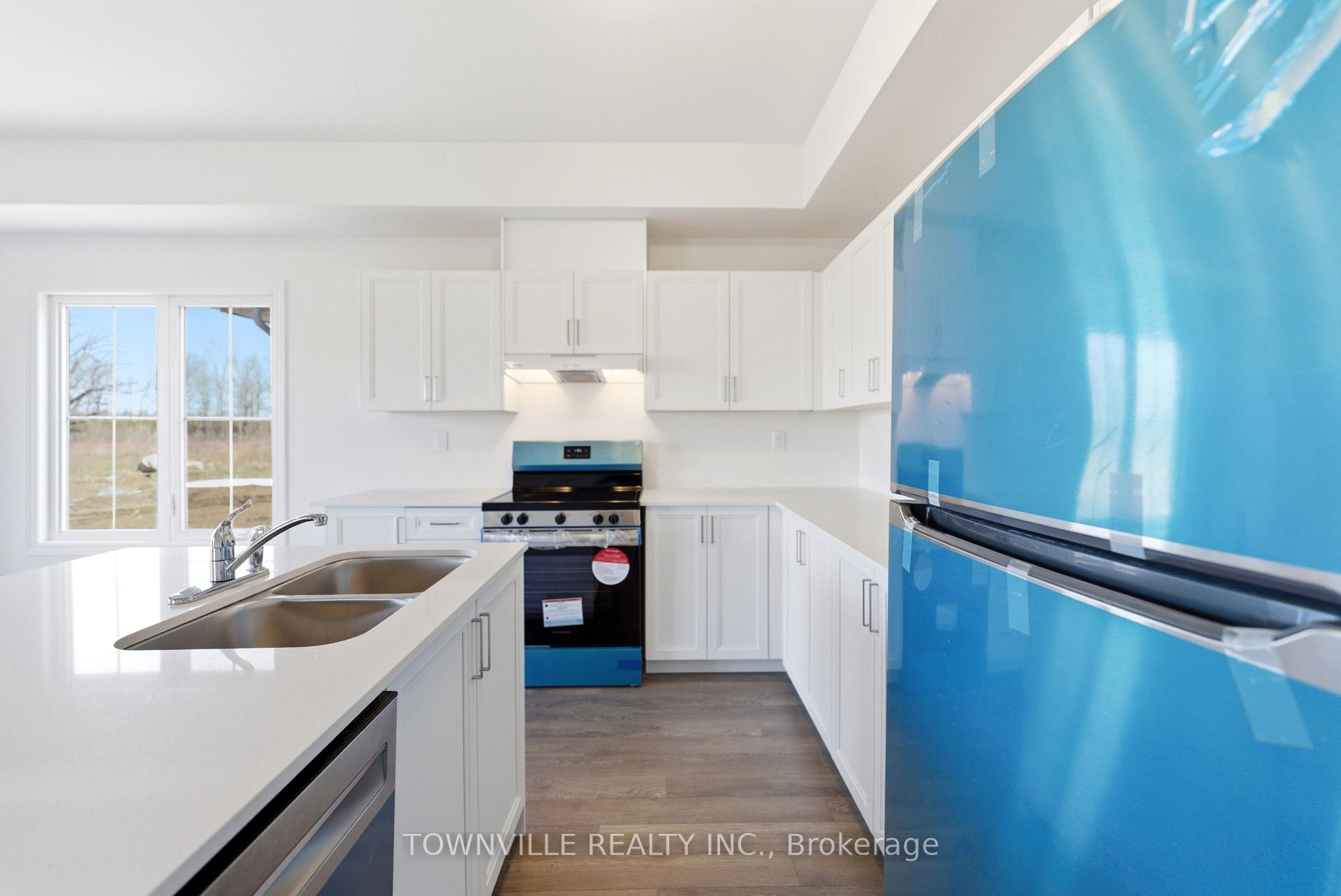 Photo 15 of 35 Bradden Crescent, Belleville, Belleville Ward — HOMEH