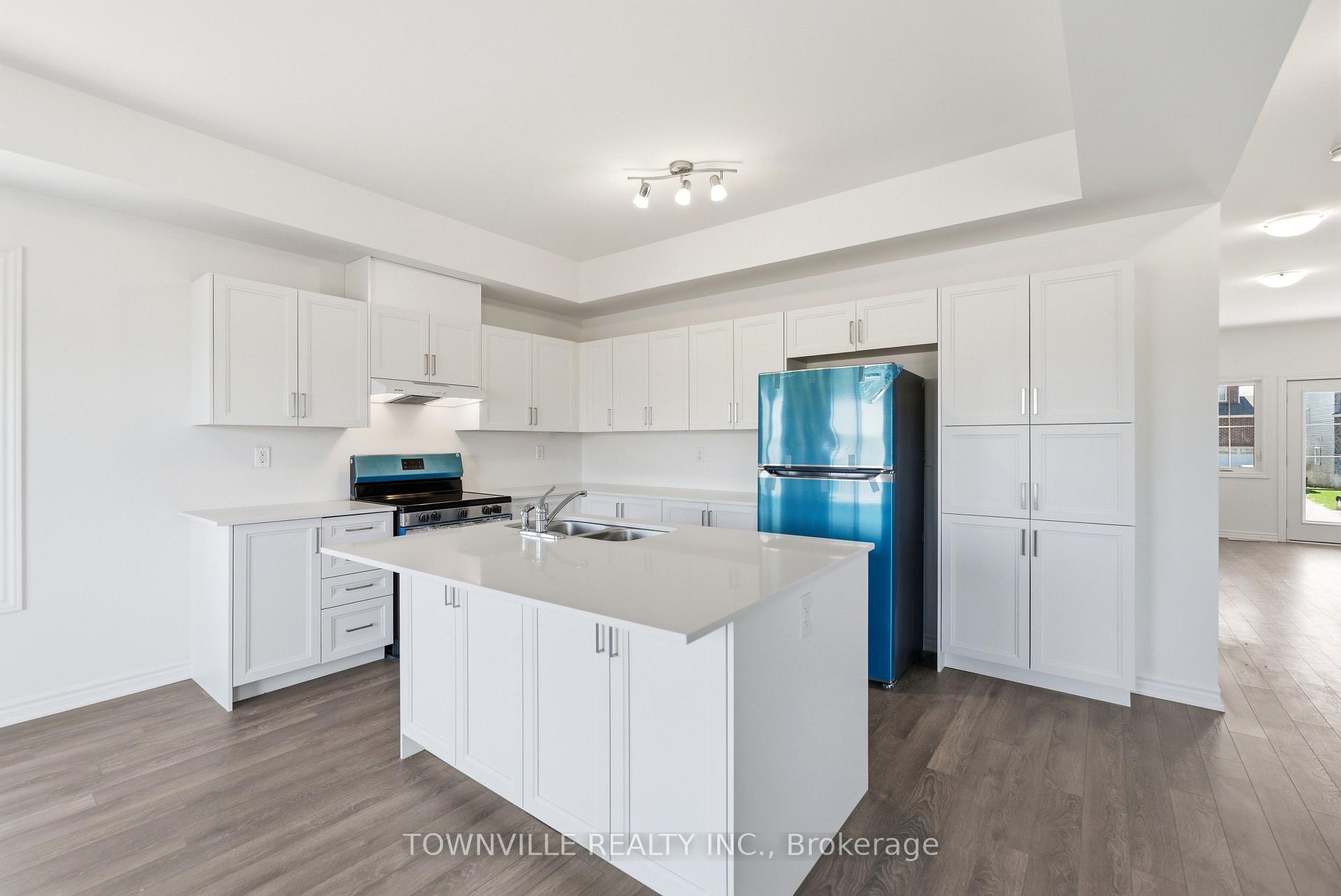 Photo 18 of 35 Bradden Crescent, Belleville, Belleville Ward — HOMEH