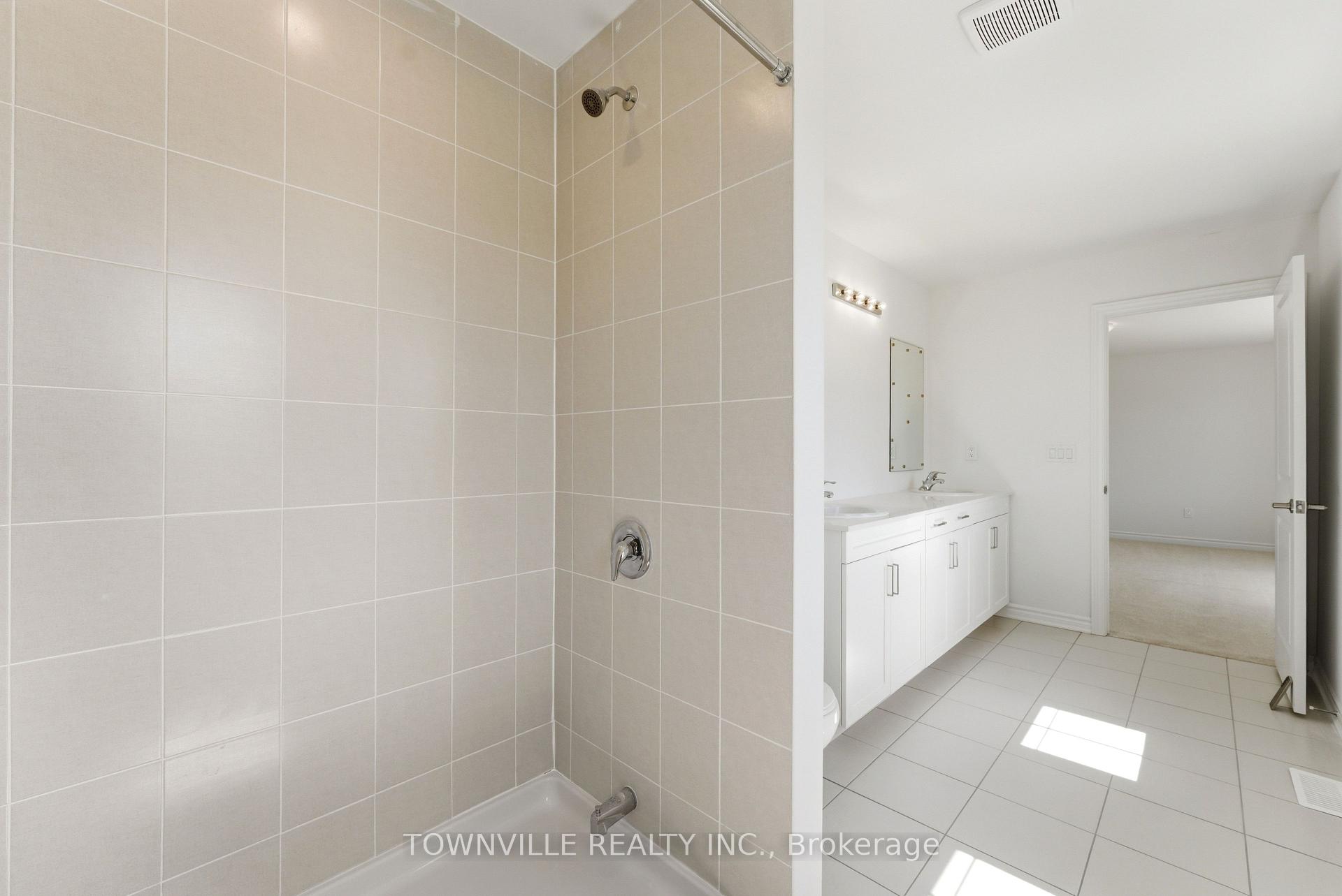 Photo 25 of 35 Bradden Crescent, Belleville, Belleville Ward — HOMEH
