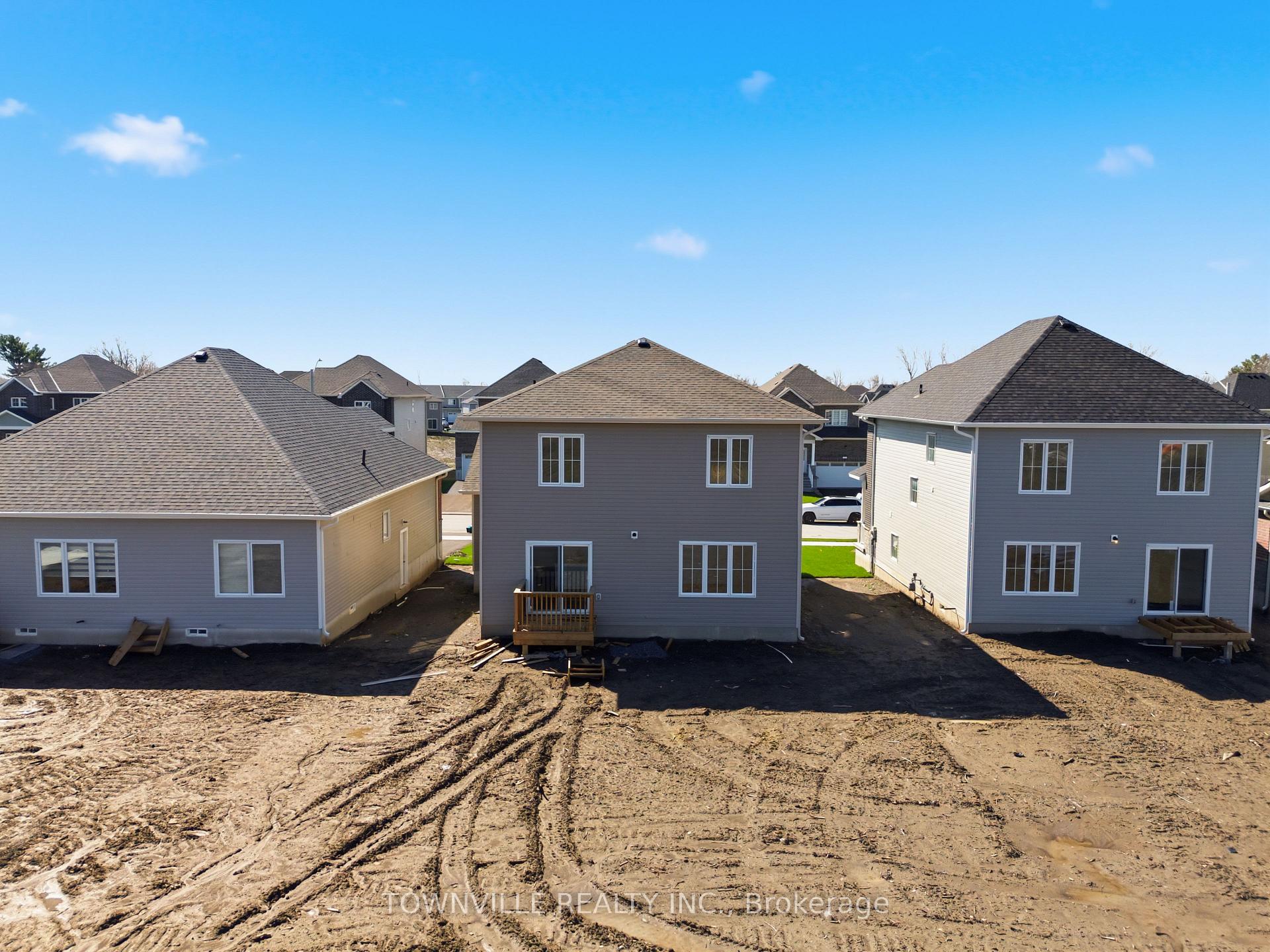 Photo 41 of 35 Bradden Crescent, Belleville, Belleville Ward — HOMEH