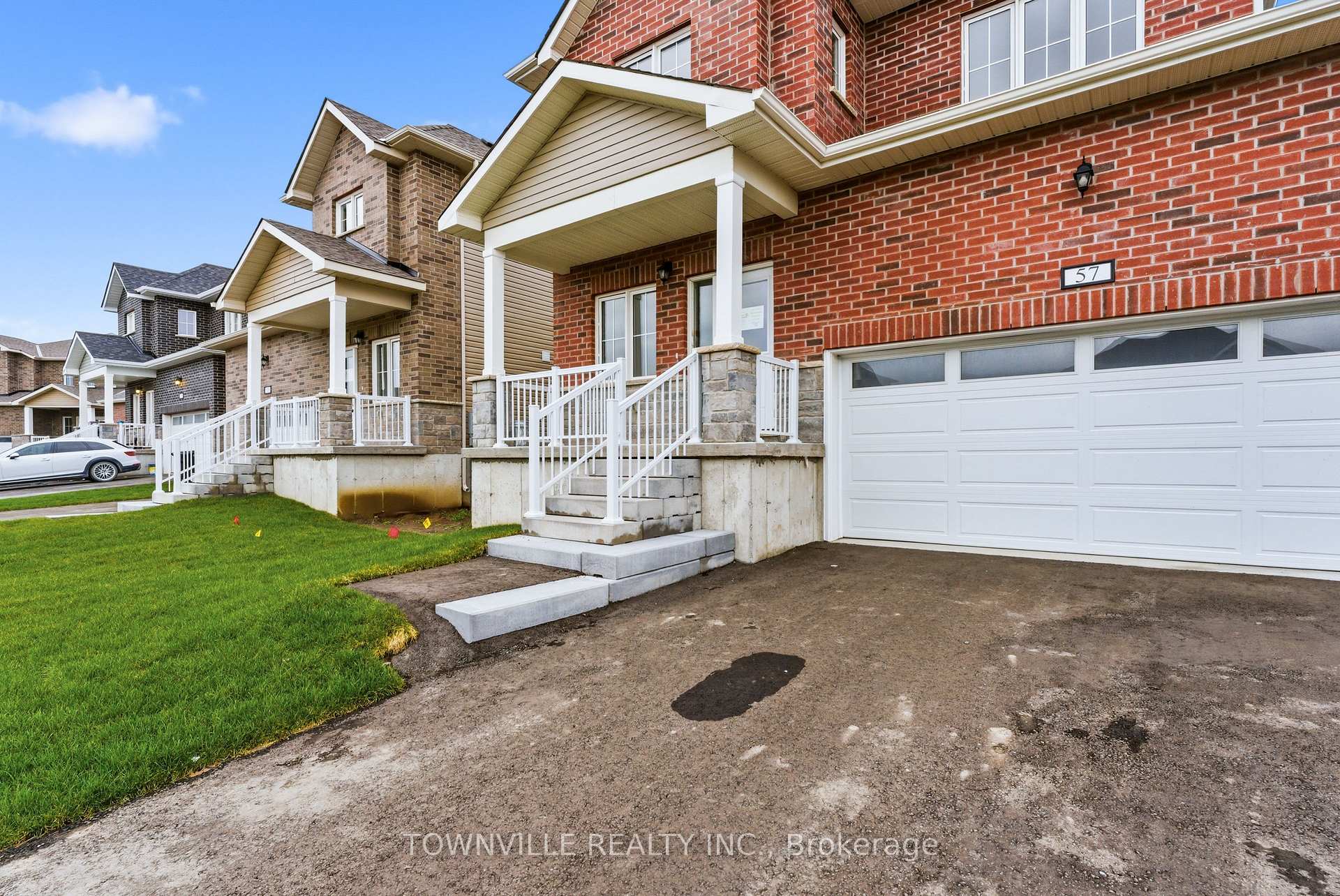 Photo 4 of 57 Bradden Crescent, Belleville, Belleville Ward — HOMEH