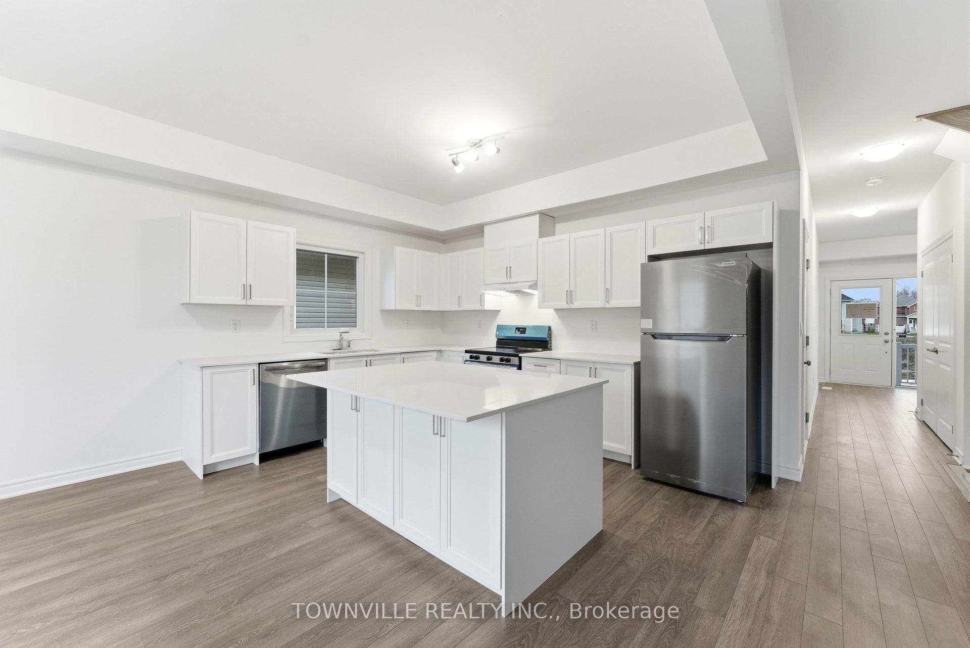 Photo 9 of 57 Bradden Crescent, Belleville, Belleville Ward — HOMEH