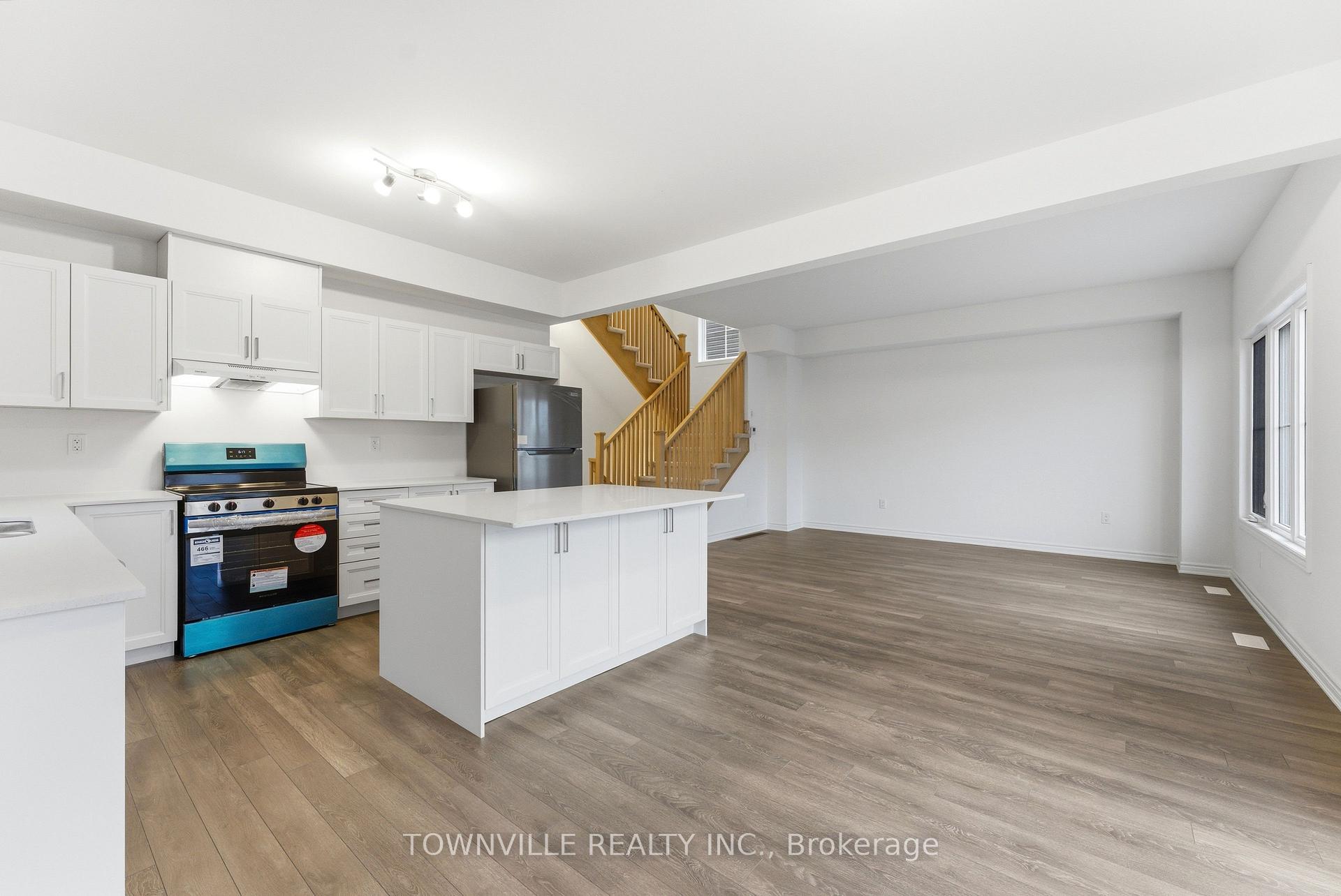 Photo 11 of 57 Bradden Crescent, Belleville, Belleville Ward — HOMEH