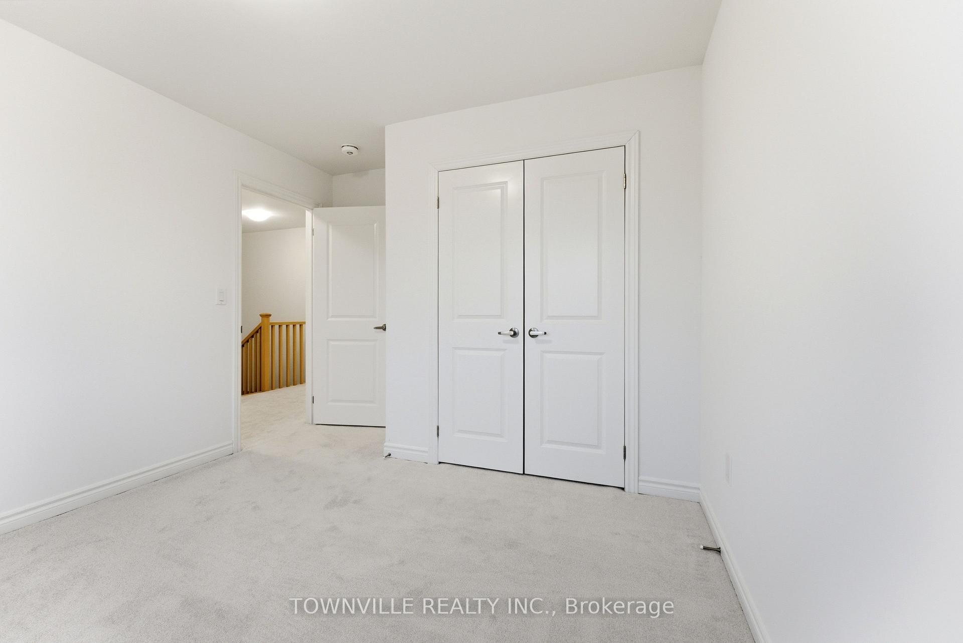 Photo 24 of 57 Bradden Crescent, Belleville, Belleville Ward — HOMEH