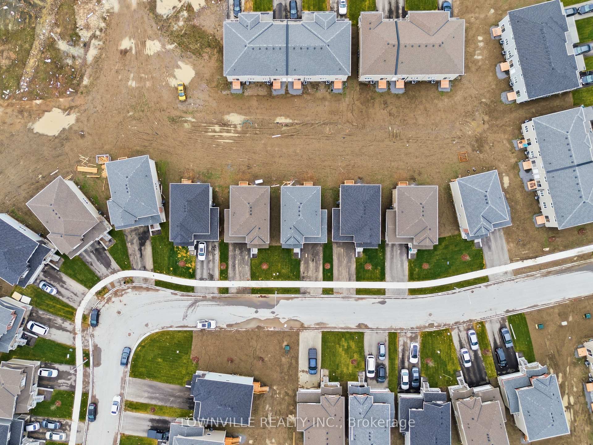 Photo 37 of 57 Bradden Crescent, Belleville, Belleville Ward — HOMEH