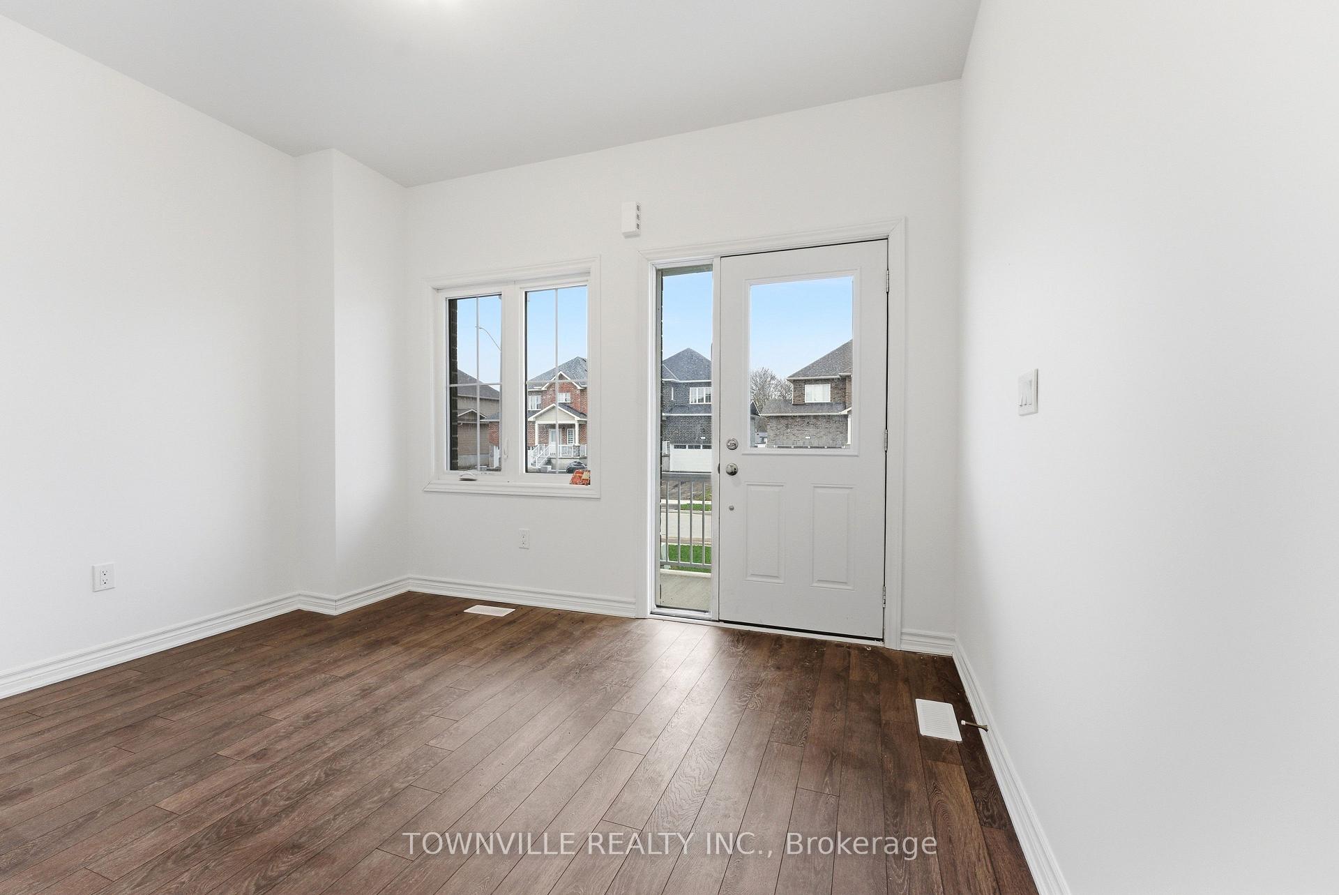 Photo 6 of 12 Bradden Crescent, Belleville, Belleville Ward — HOMEH