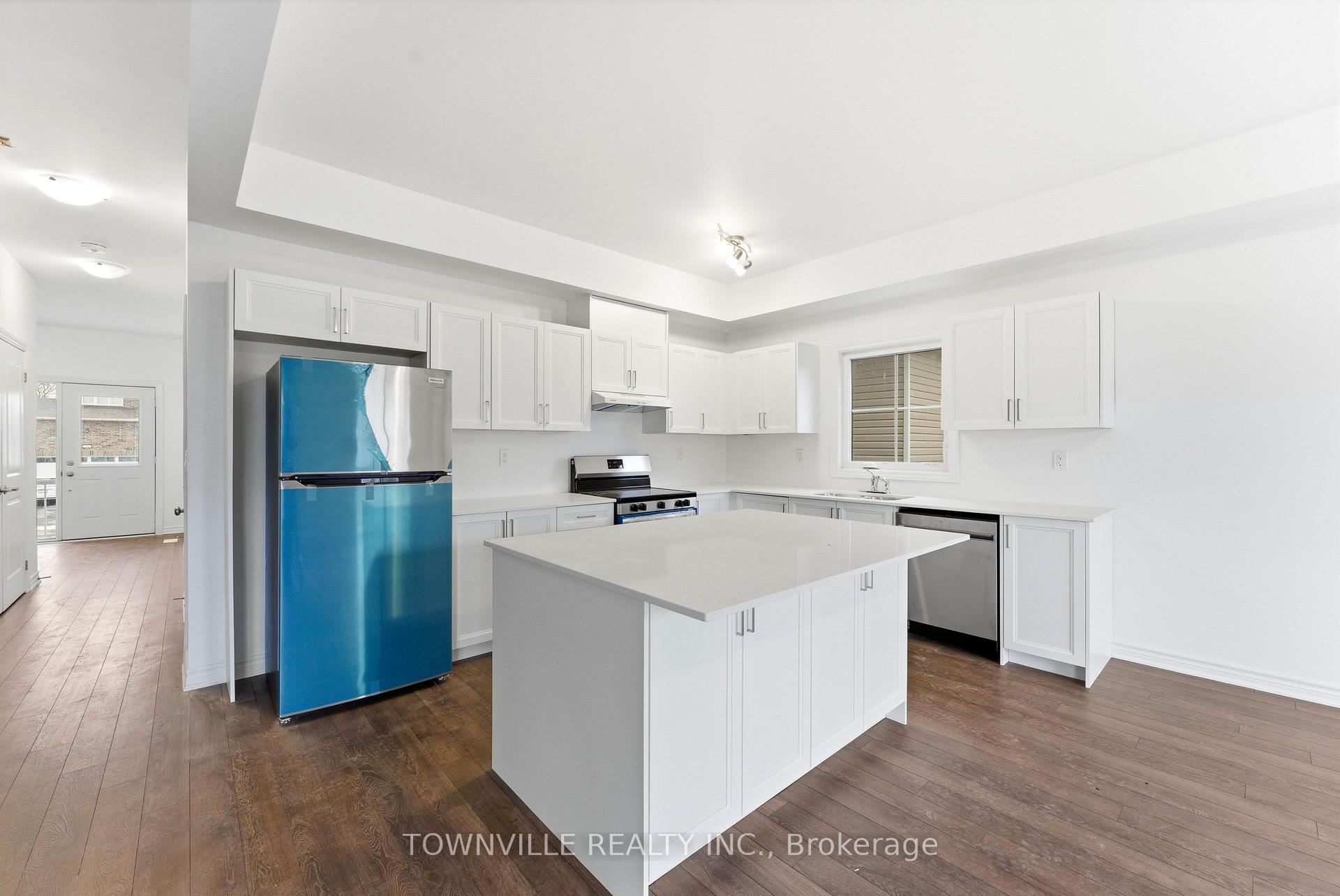 Photo 10 of 12 Bradden Crescent, Belleville, Belleville Ward — HOMEH