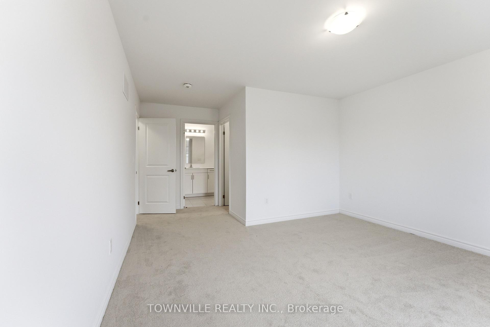 Photo 19 of 12 Bradden Crescent, Belleville, Belleville Ward — HOMEH