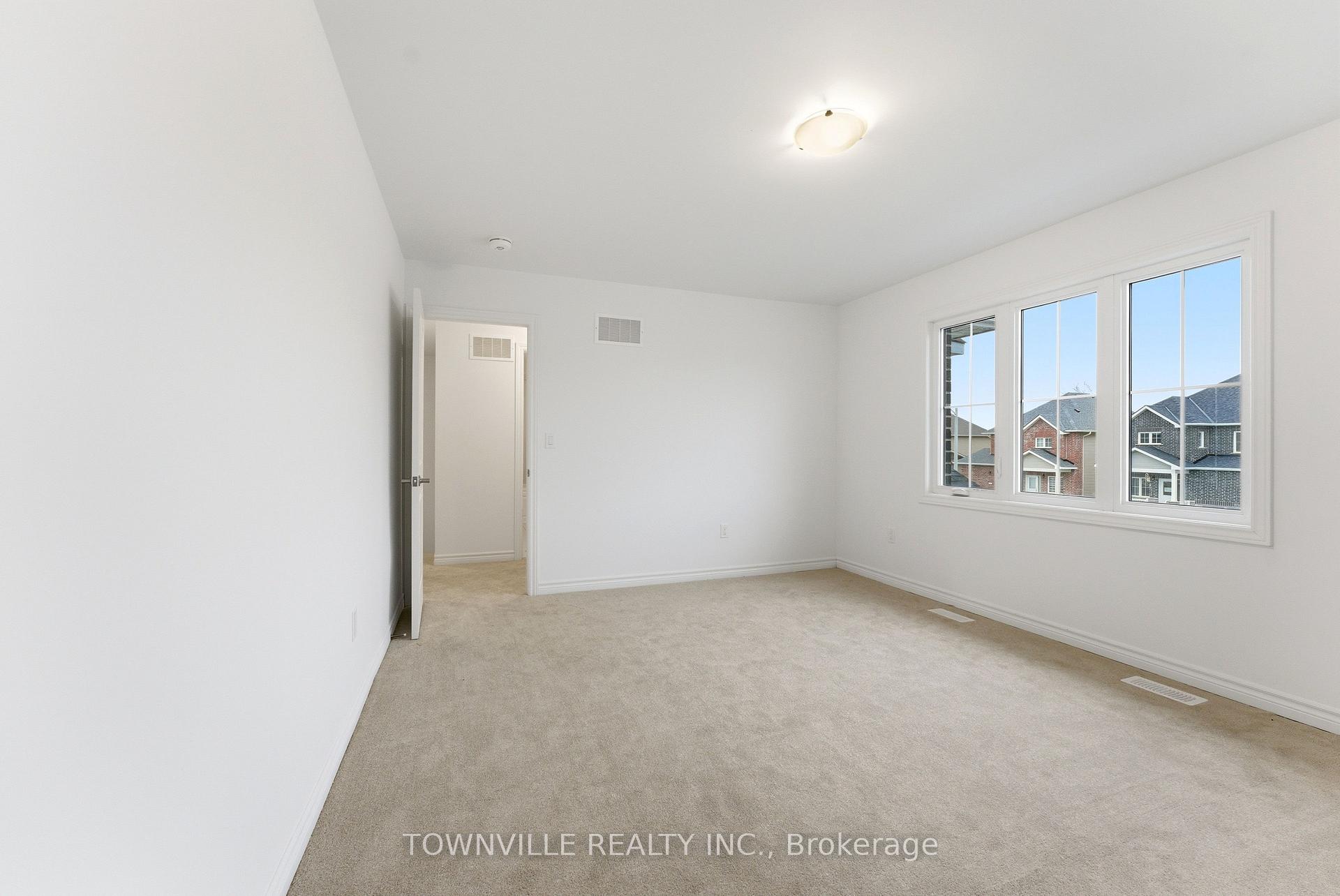 Photo 23 of 12 Bradden Crescent, Belleville, Belleville Ward — HOMEH