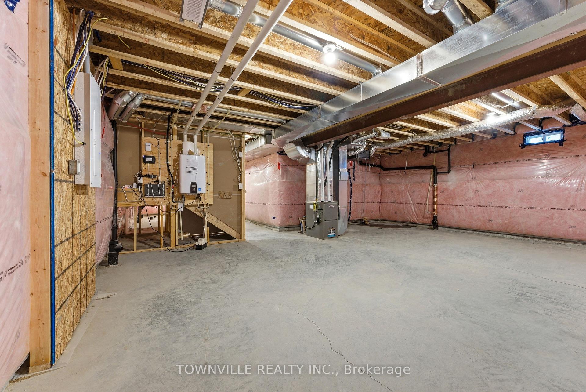 Photo 30 of 12 Bradden Crescent, Belleville, Belleville Ward — HOMEH